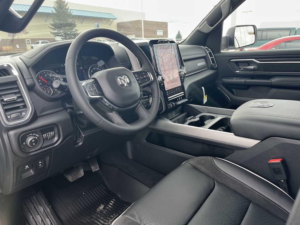 New 2026 Ram 1500 LARAMIE CREW CAB 4X4 5'7 BOX Pickup