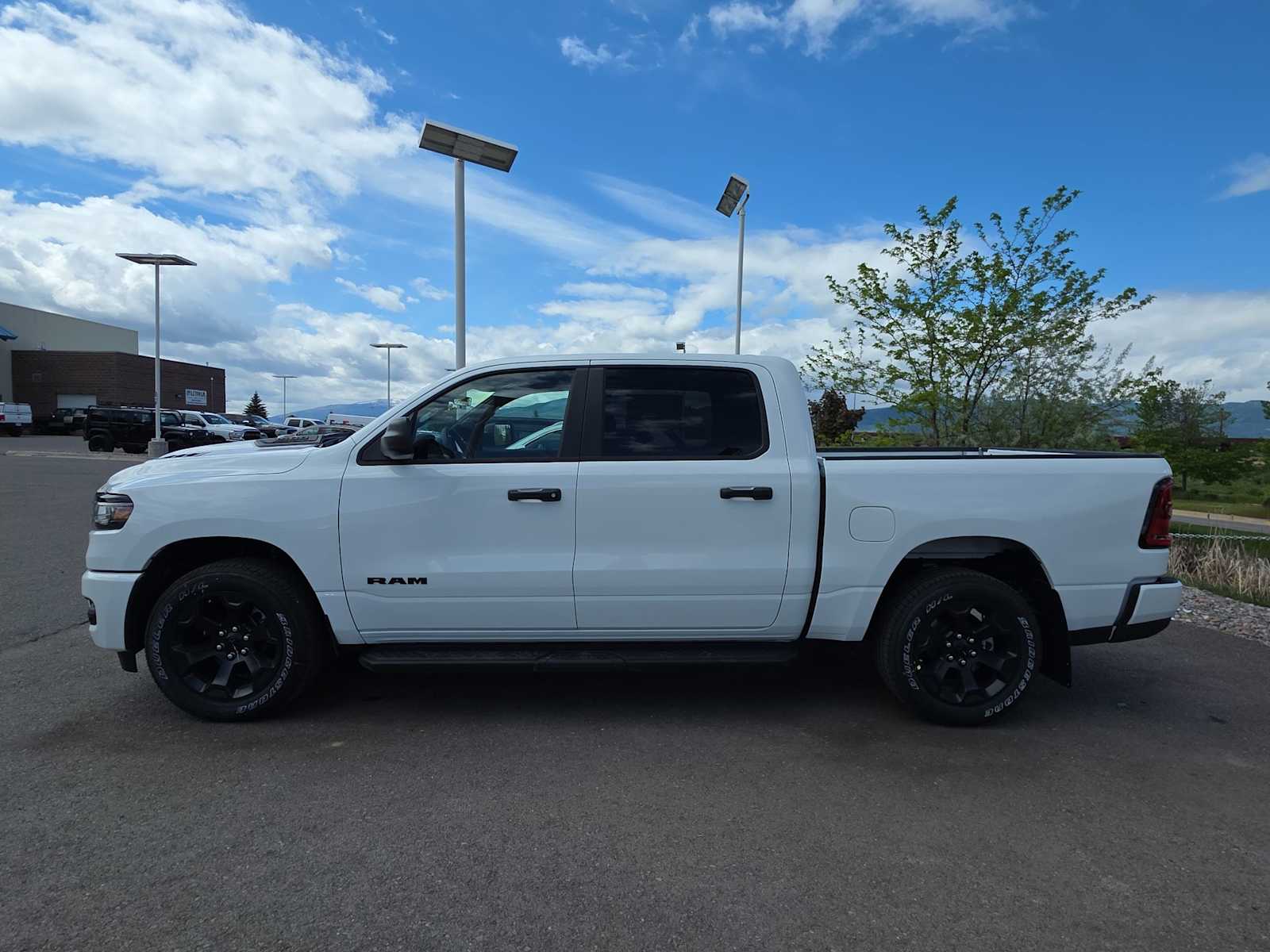 Thumbnail: 2026 RAM 1500 - 4