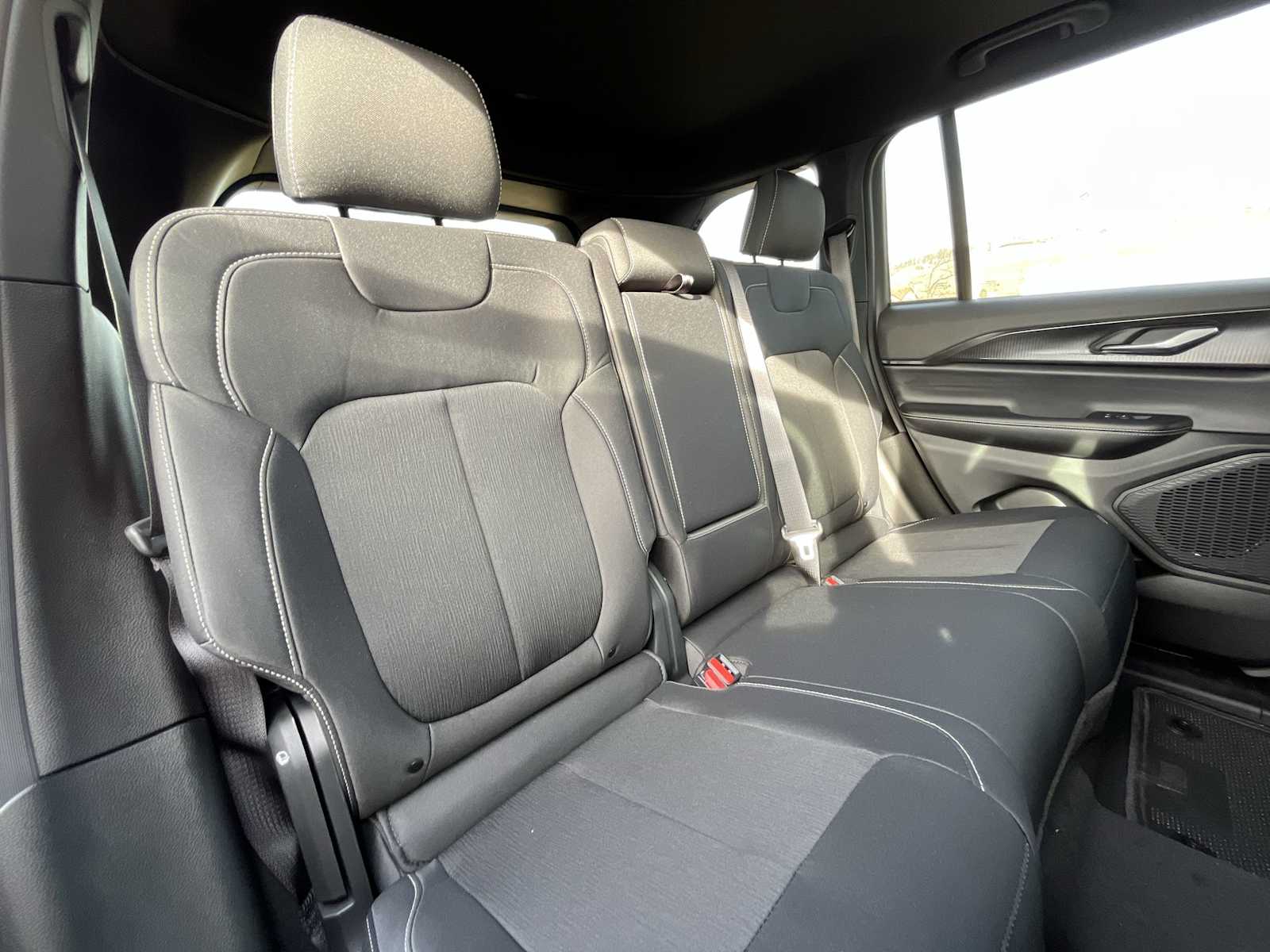 Thumbnail: 2025 Jeep Grand Cherokee - 13