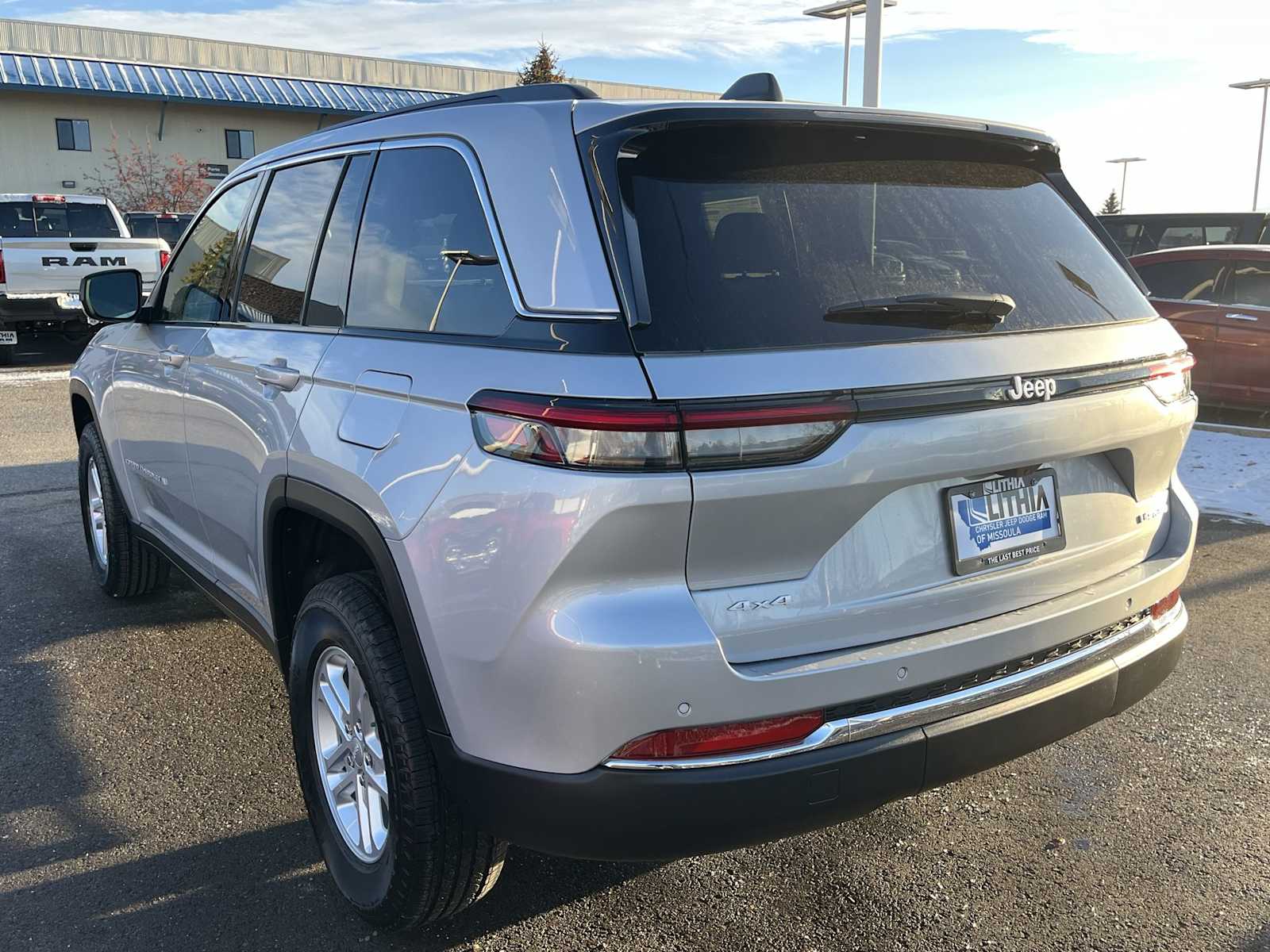 Thumbnail: 2025 Jeep Grand Cherokee - 4