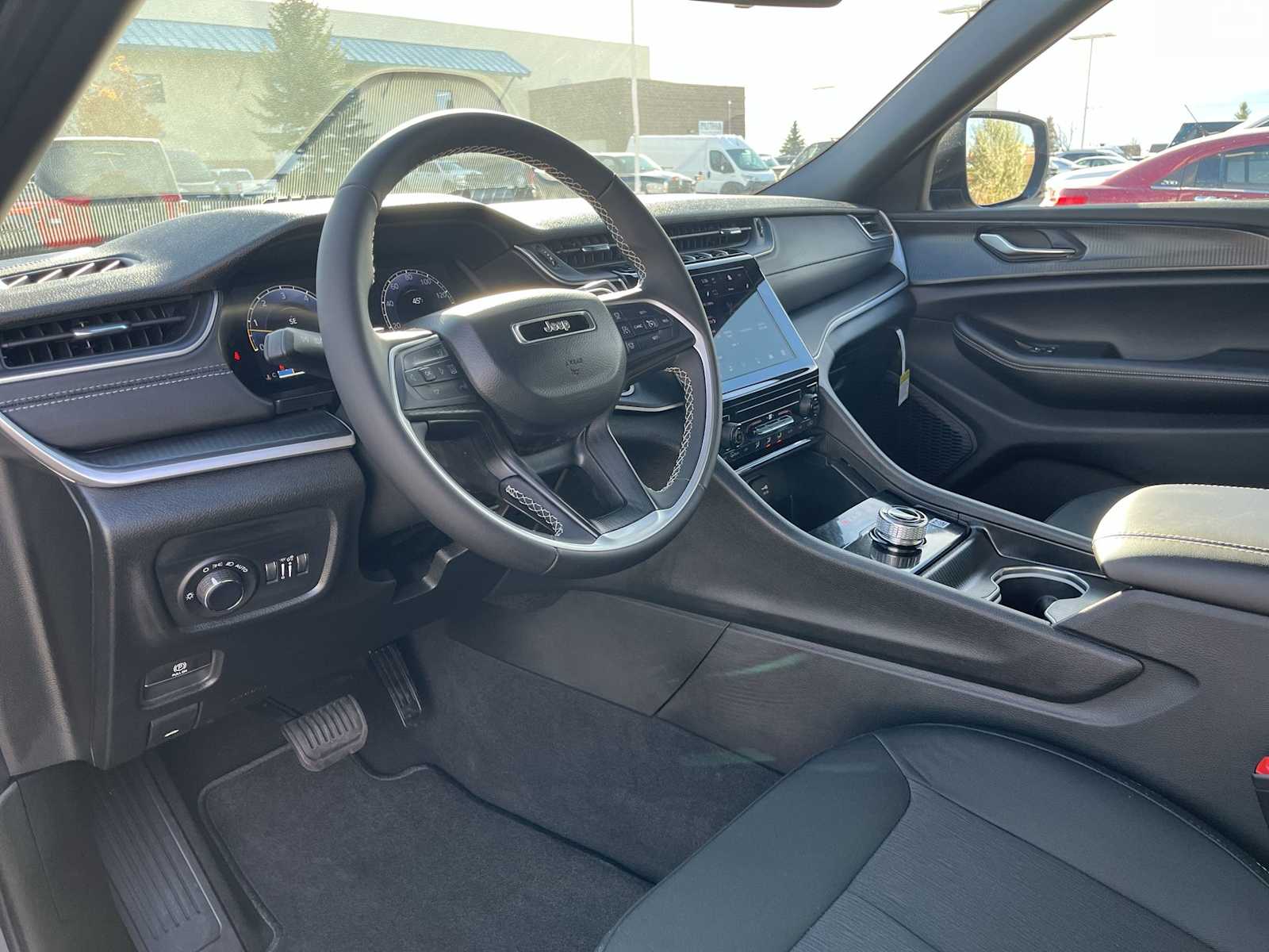 Thumbnail: 2025 Jeep Grand Cherokee - 2