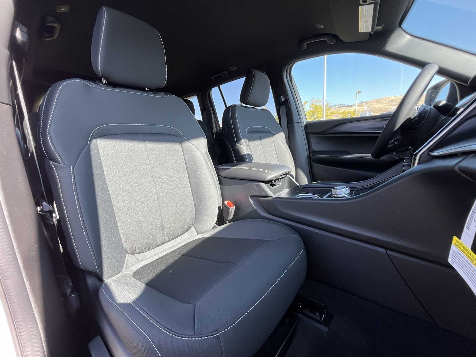 Thumbnail: 2025 Jeep Grand Cherokee - 14