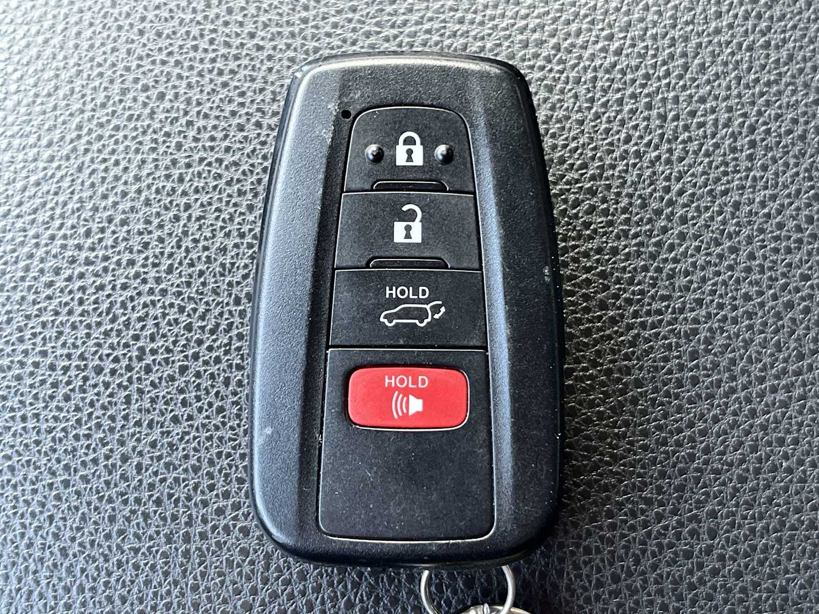Thumbnail: 2019 Toyota RAV4 - 20