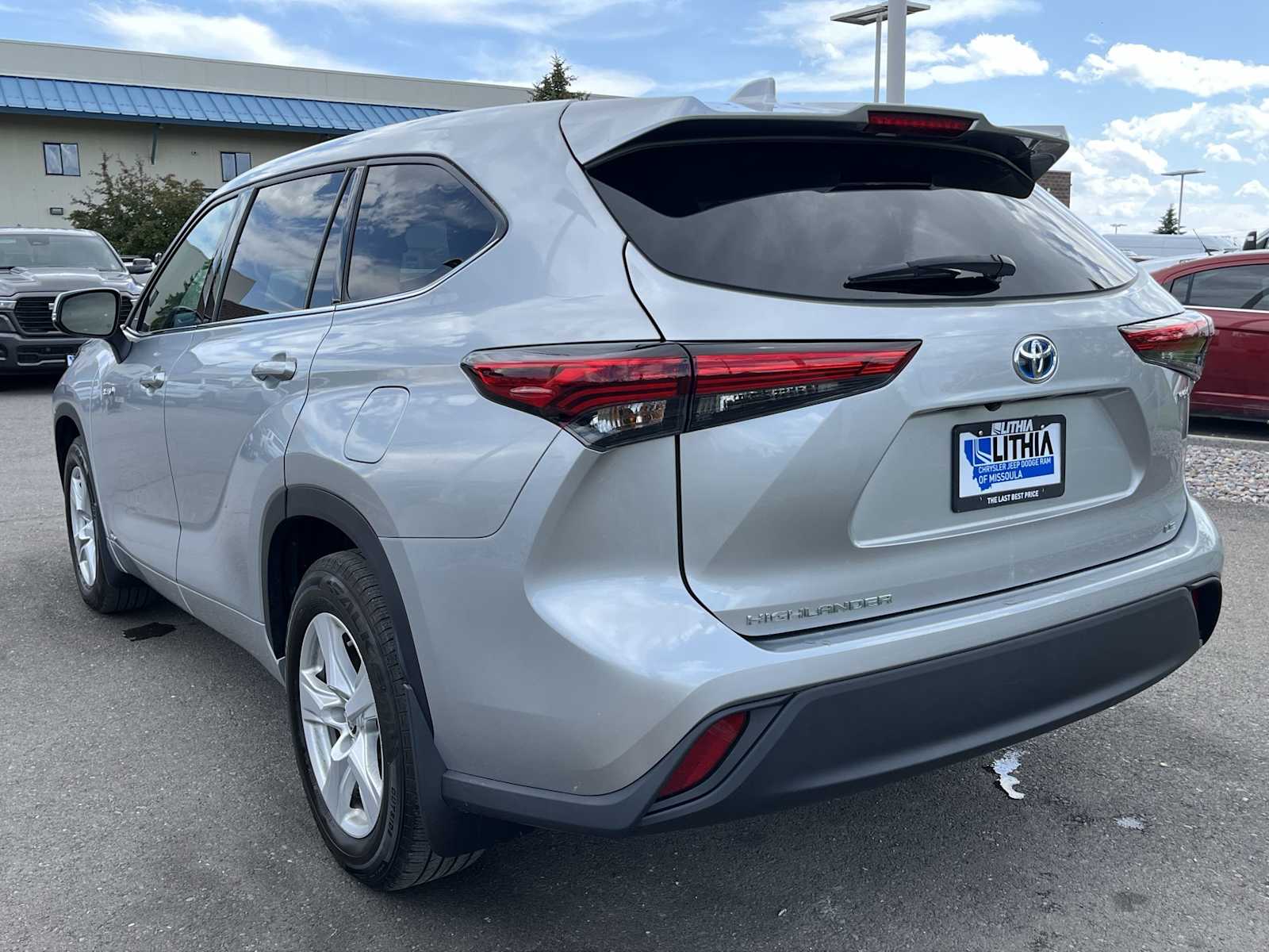 Thumbnail: 2021 Toyota Highlander - 4