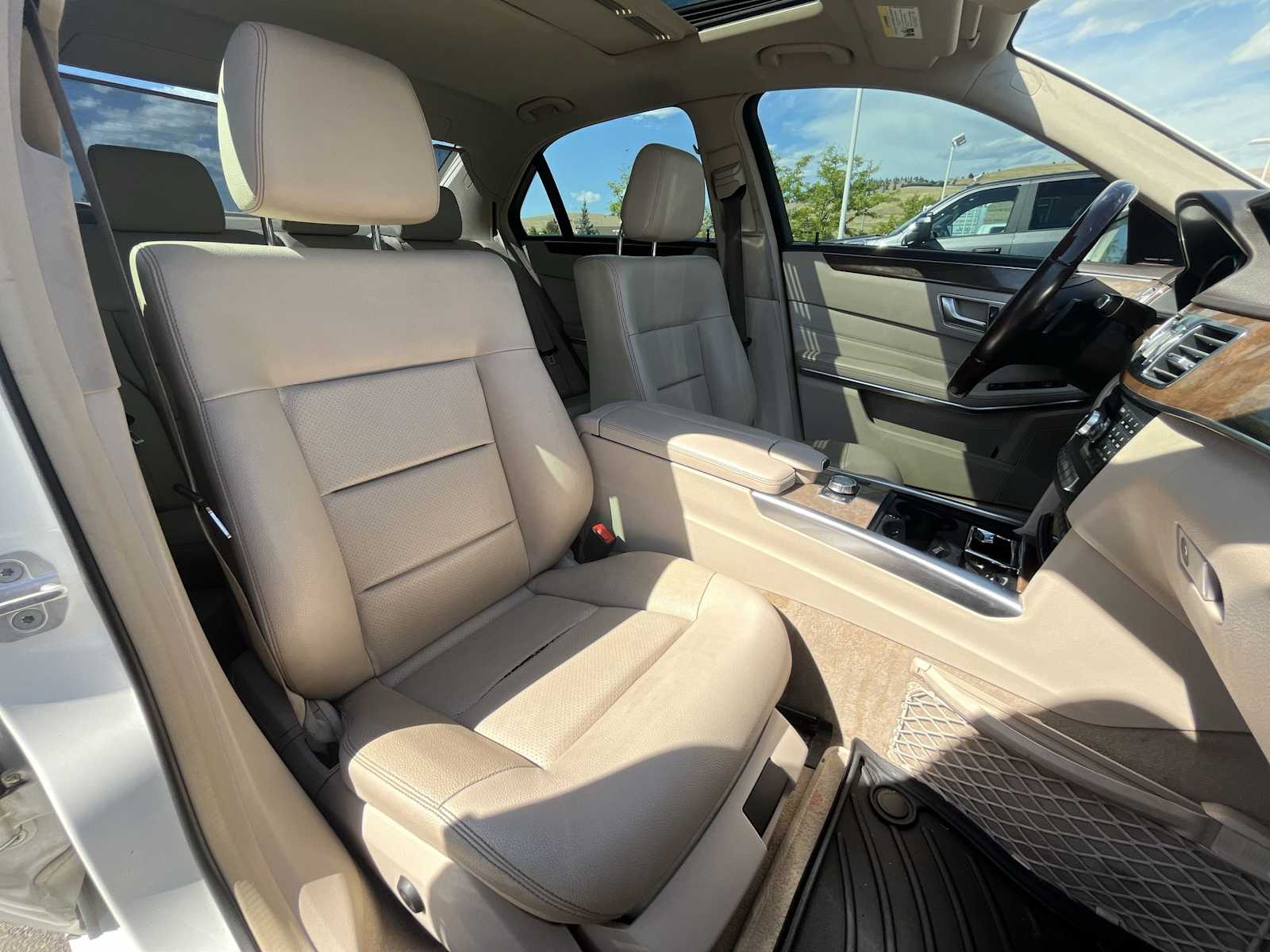 Thumbnail: 2014 Mercedes-Benz E-Class - 14