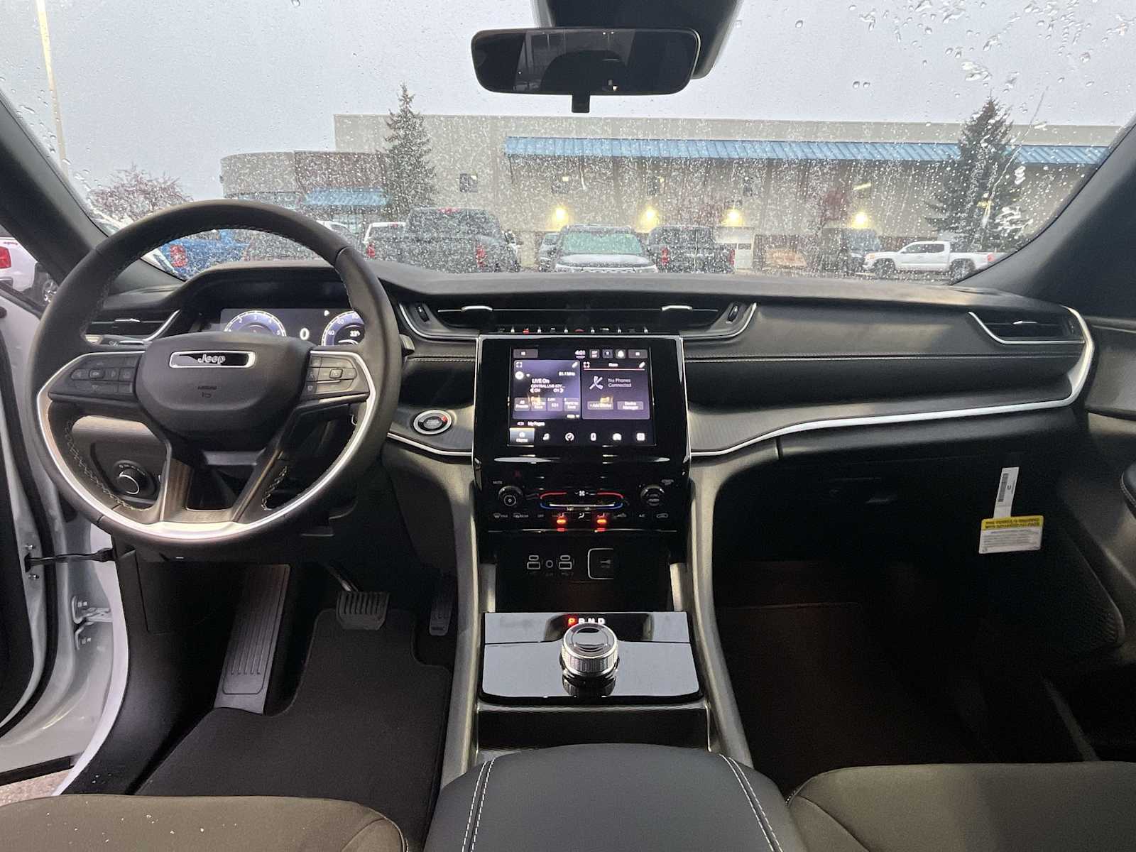 Thumbnail: 2025 Jeep Grand Cherokee - 10