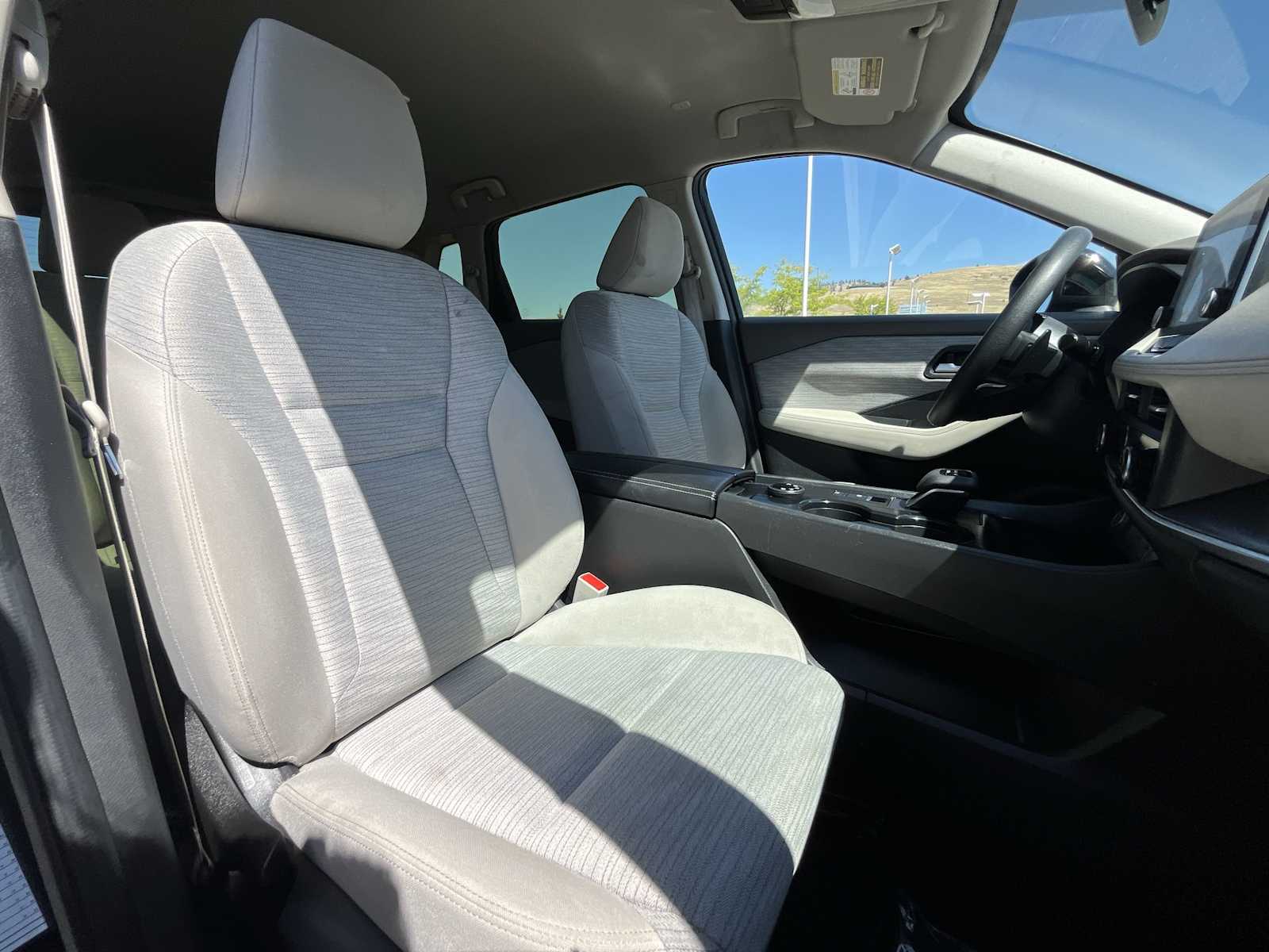 Thumbnail: 2023 Nissan Rogue - 14