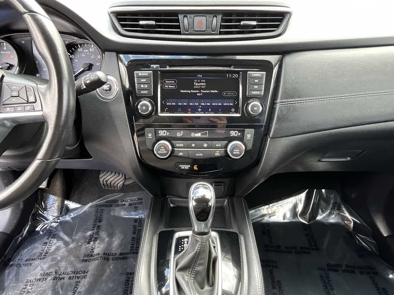Thumbnail: 2018 Nissan Rogue - 16