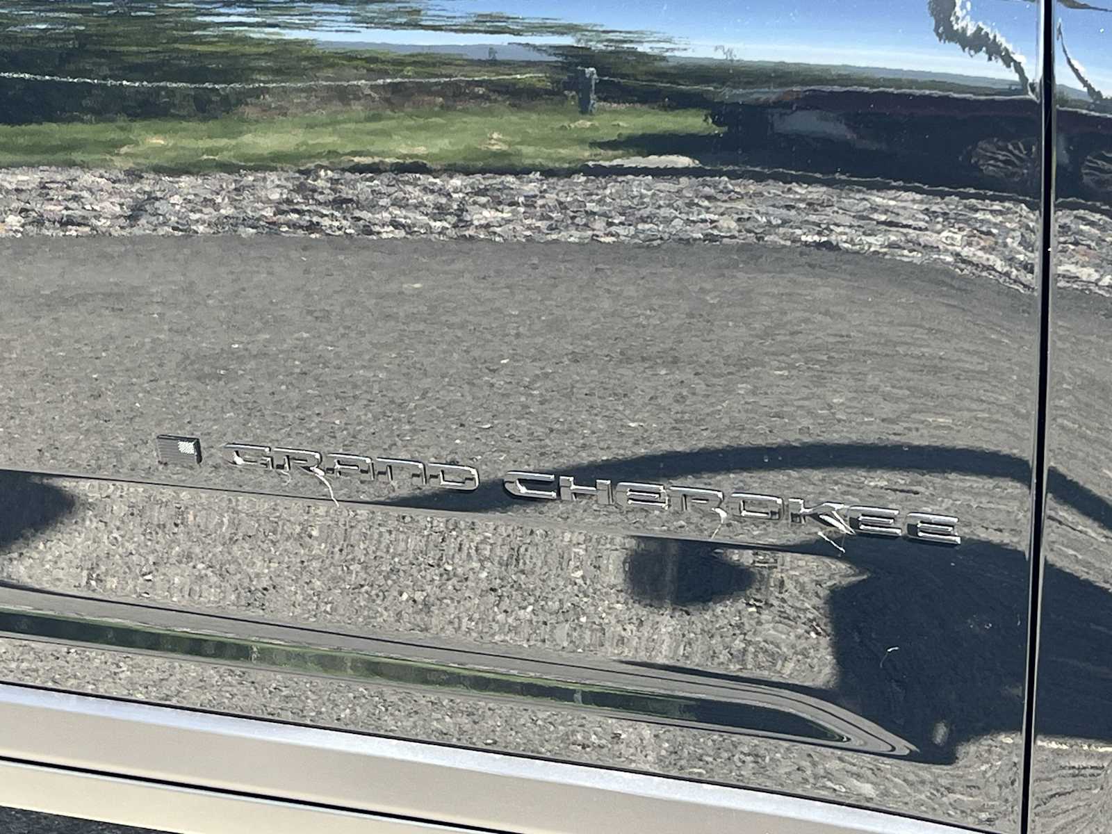 Thumbnail: 2025 Jeep Grand Cherokee - 7