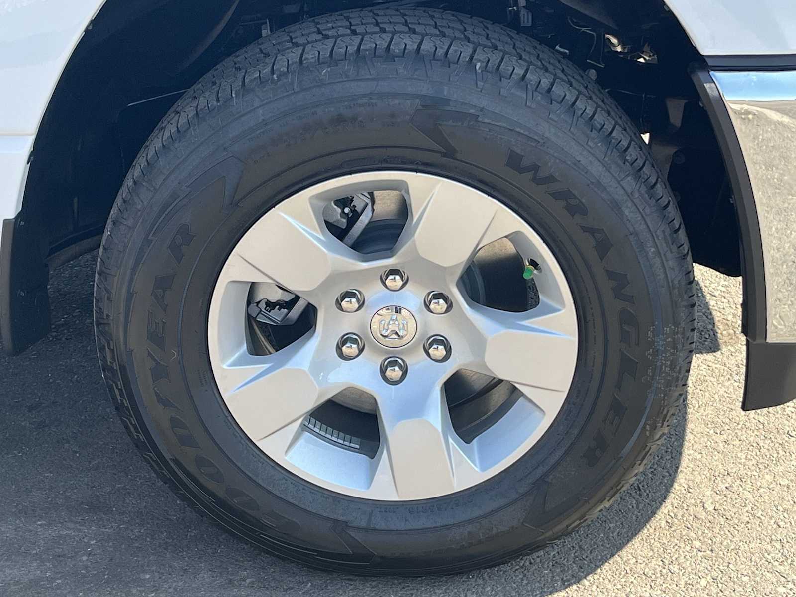 Thumbnail: 2025 RAM 1500 - 8