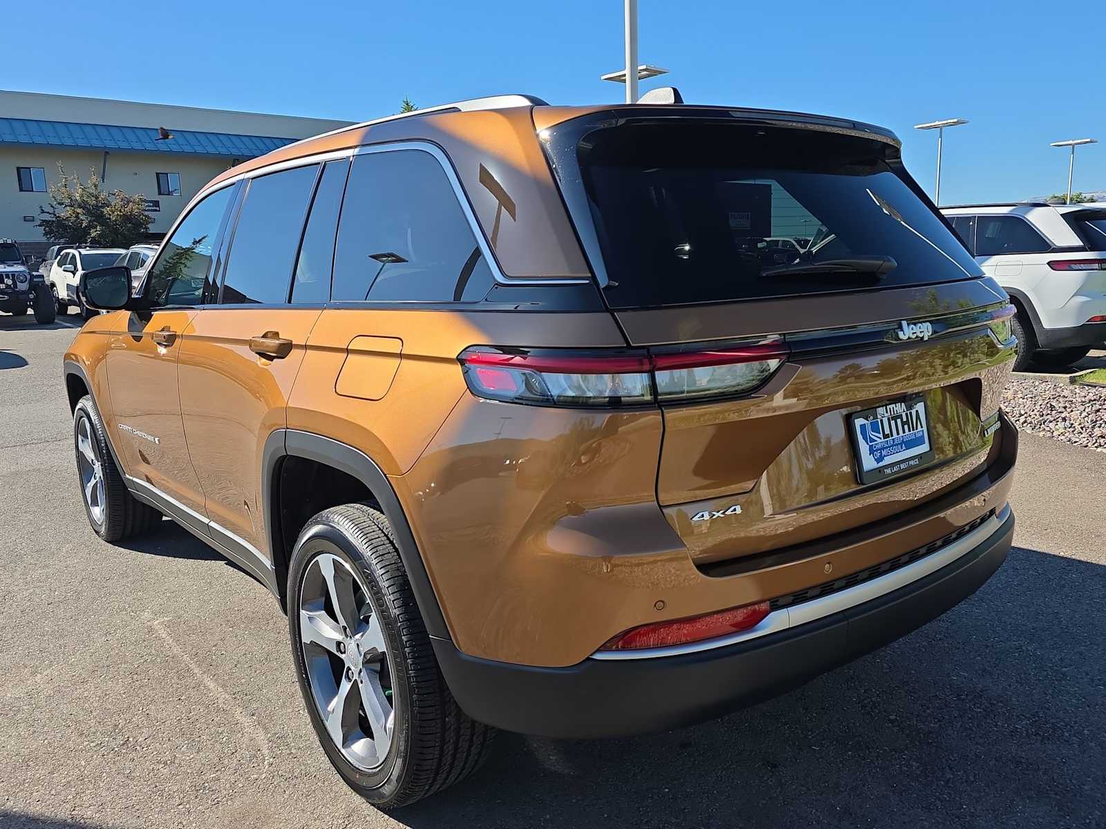 Thumbnail: 2026 Jeep Grand Cherokee - 4