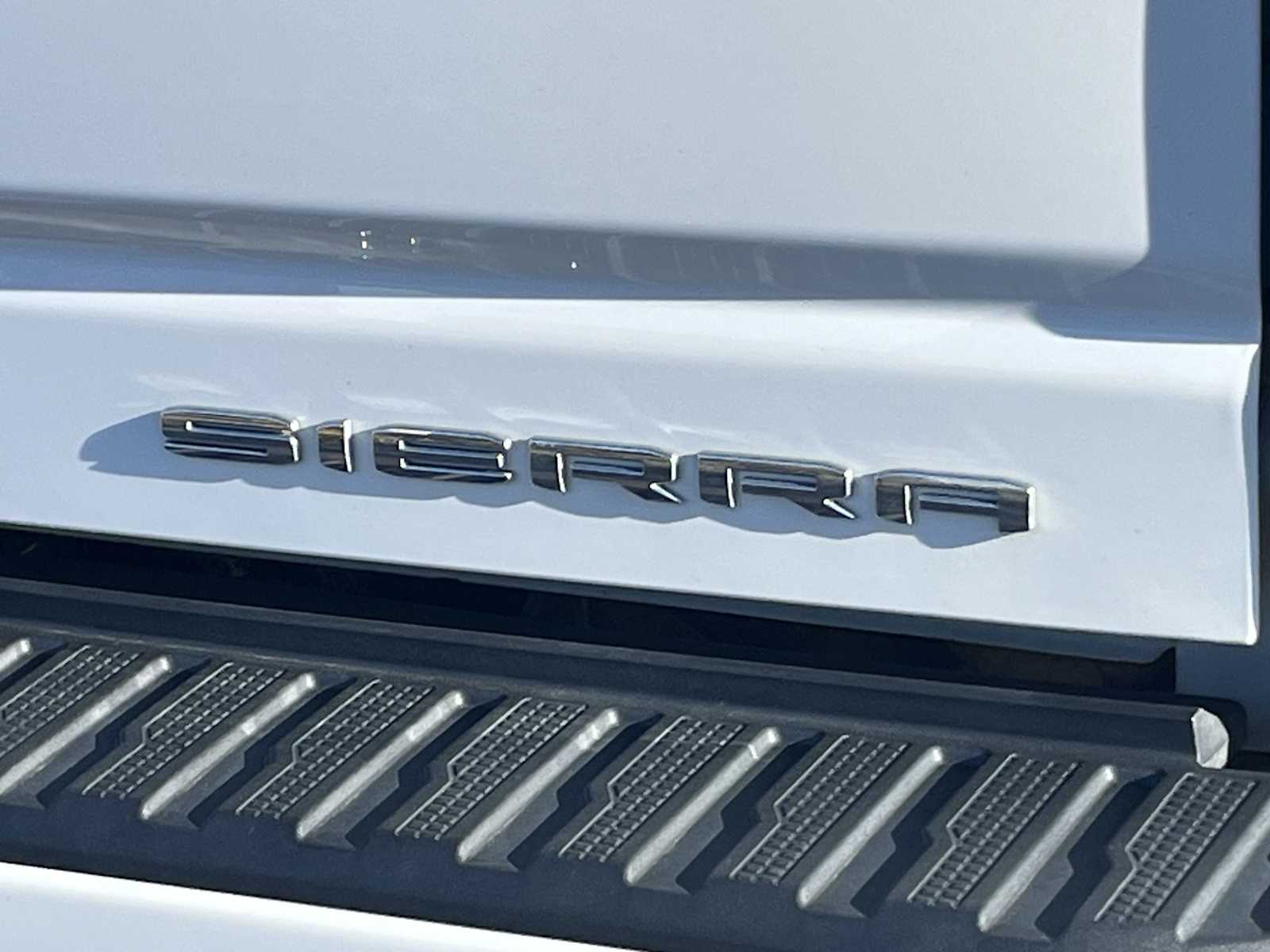 Thumbnail: 2021 GMC Sierra 3500 - 7