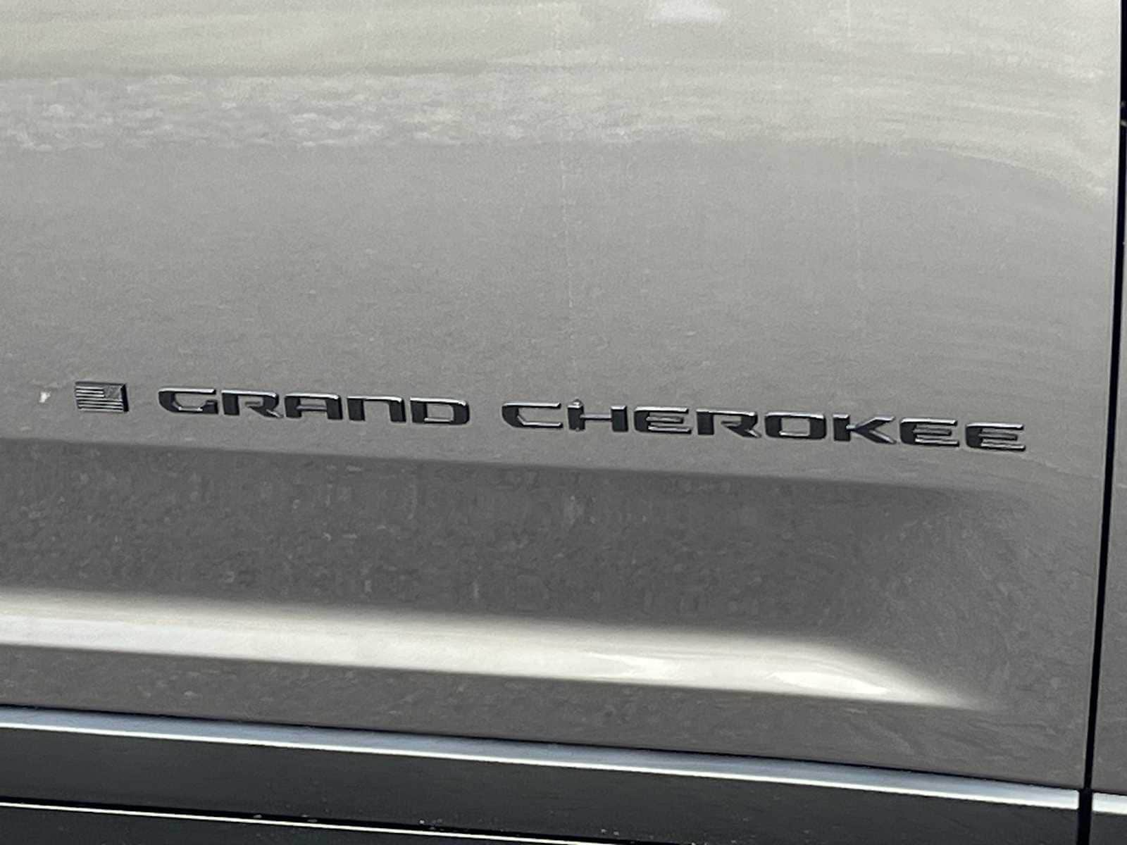 Thumbnail: 2025 Jeep Grand Cherokee - 7