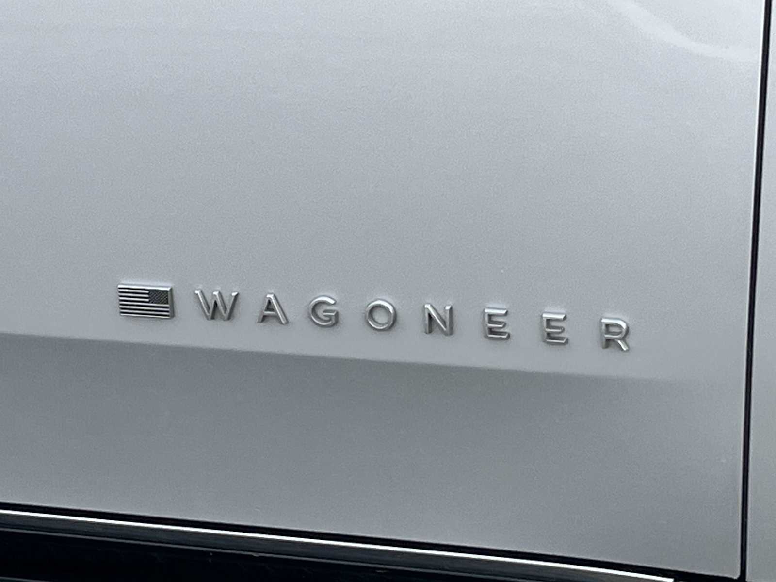 Thumbnail: 2022 Jeep Wagoneer - 7