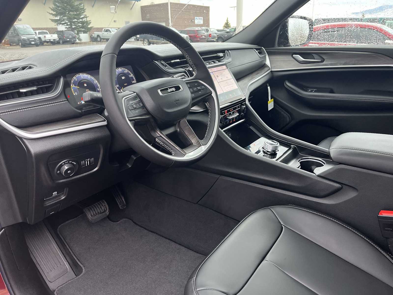 Thumbnail: 2025 Jeep Grand Cherokee - 2