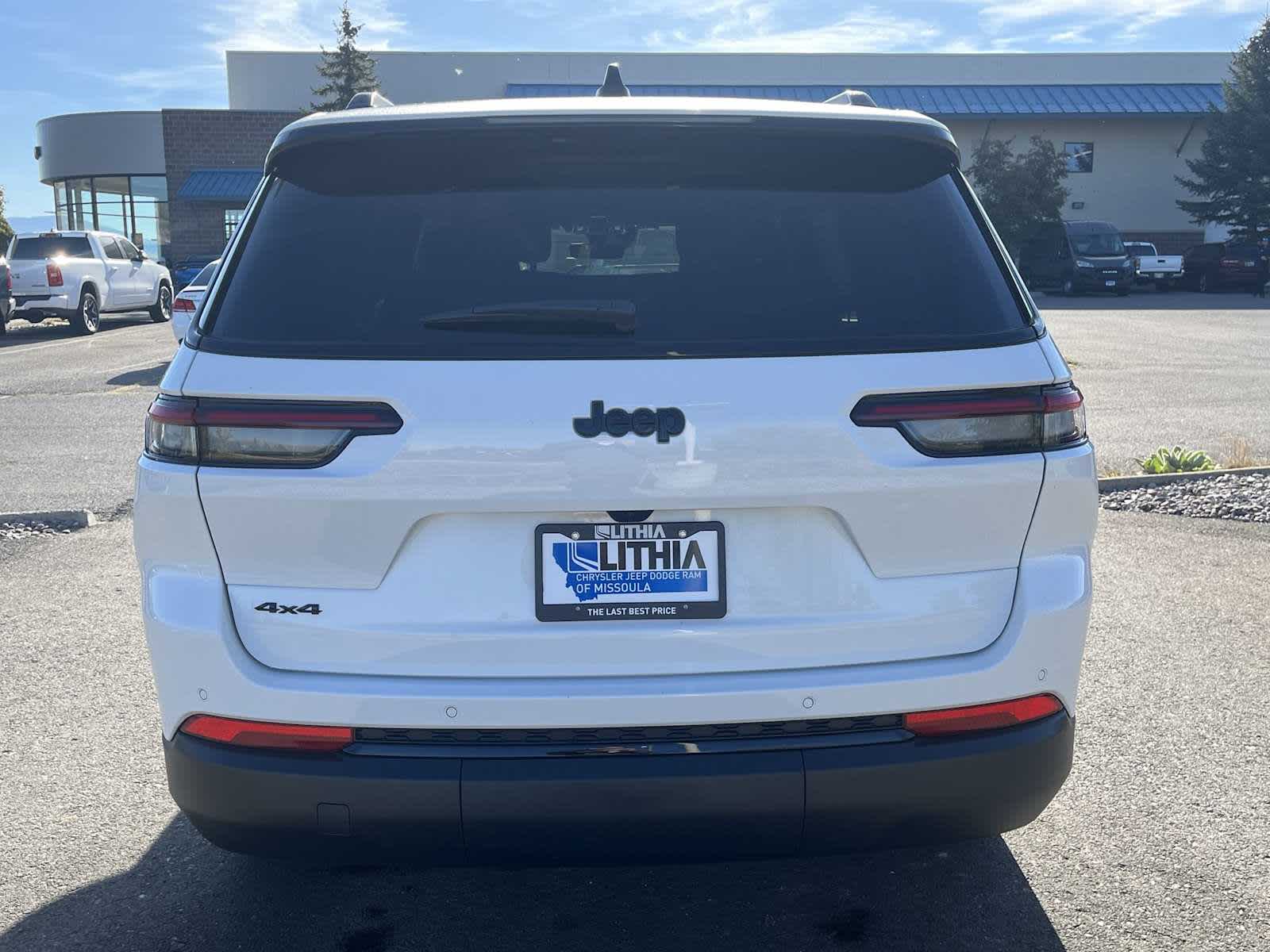 Thumbnail: 2025 Jeep Grand Cherokee - 7