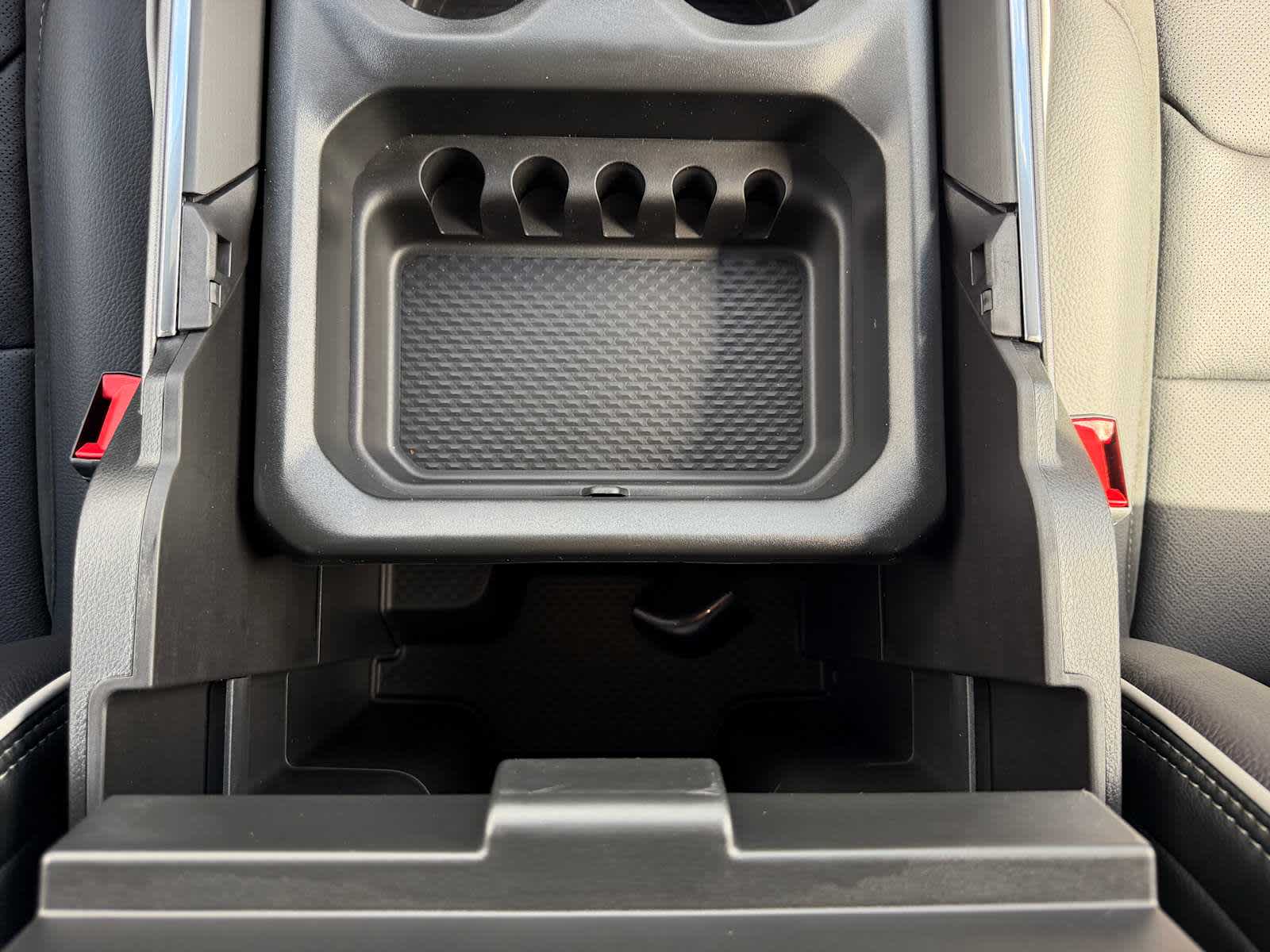 Thumbnail: 2026 RAM 1500 - 26