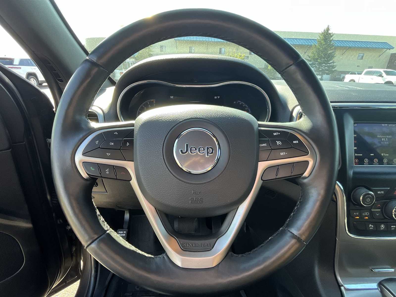 Thumbnail: 2020 Jeep Grand Cherokee - 15