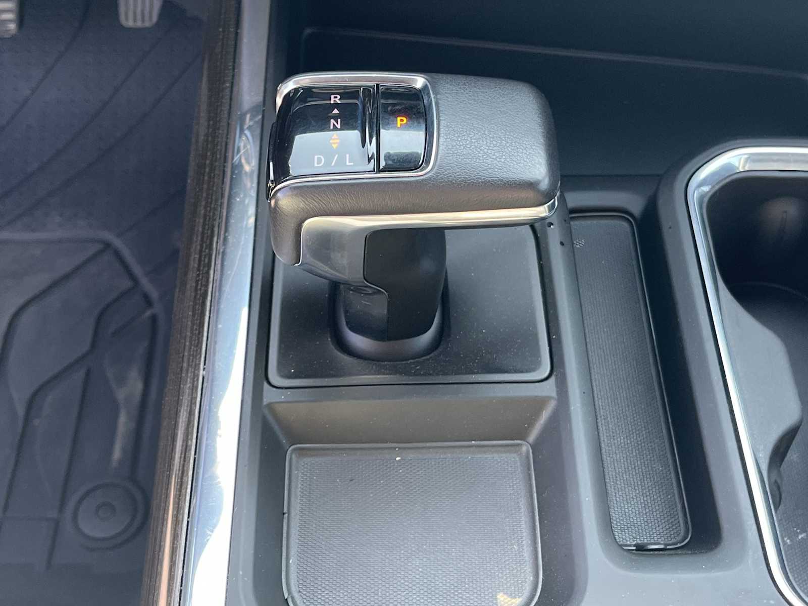 Thumbnail: 2022 Chevrolet Silverado 1500 - 17