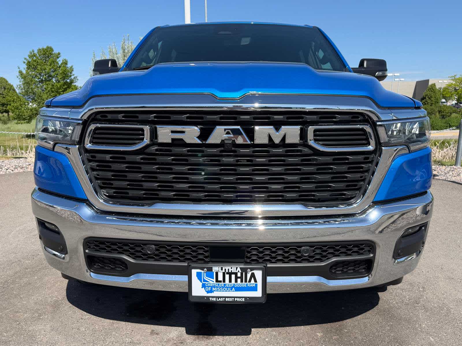 Thumbnail: 2026 RAM 1500 - 3