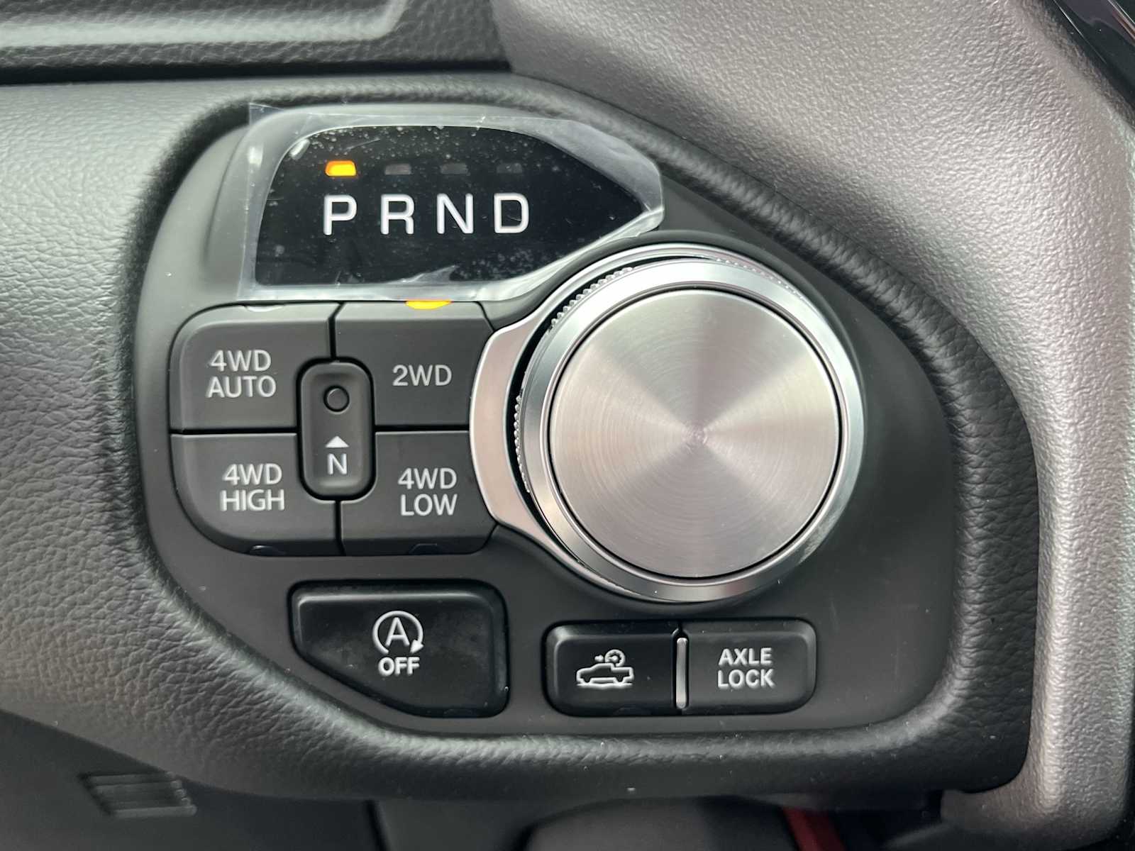 Thumbnail: 2026 RAM 1500 - 17