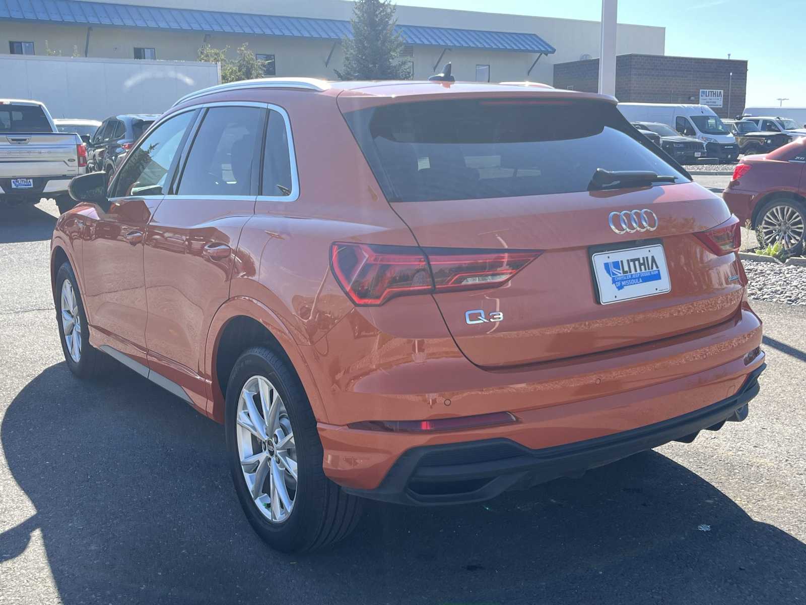 2023 Audi Q3 45 TFSI S line Premium photo 3