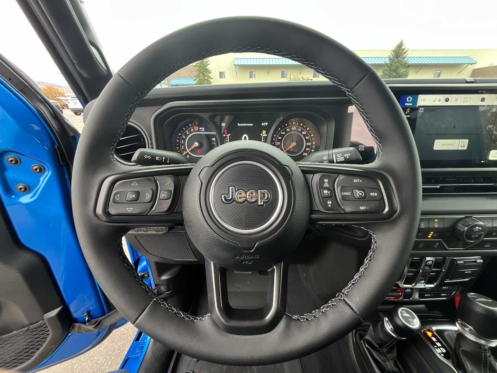 Thumbnail: 2025 Jeep Gladiator - 15