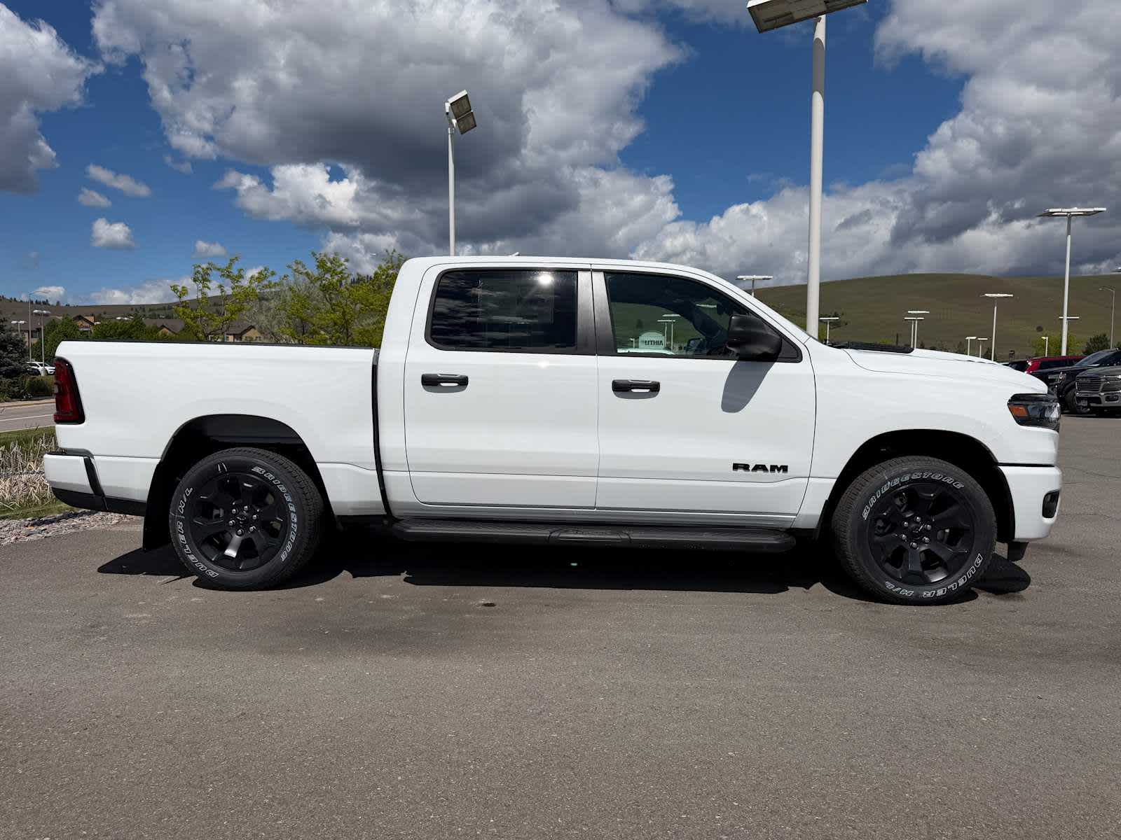 Thumbnail: 2026 RAM 1500 - 7