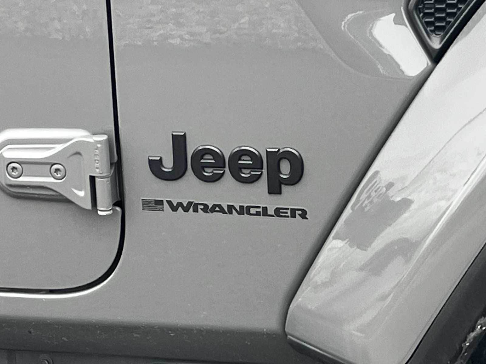 Thumbnail: 2023 Jeep Wrangler - 7