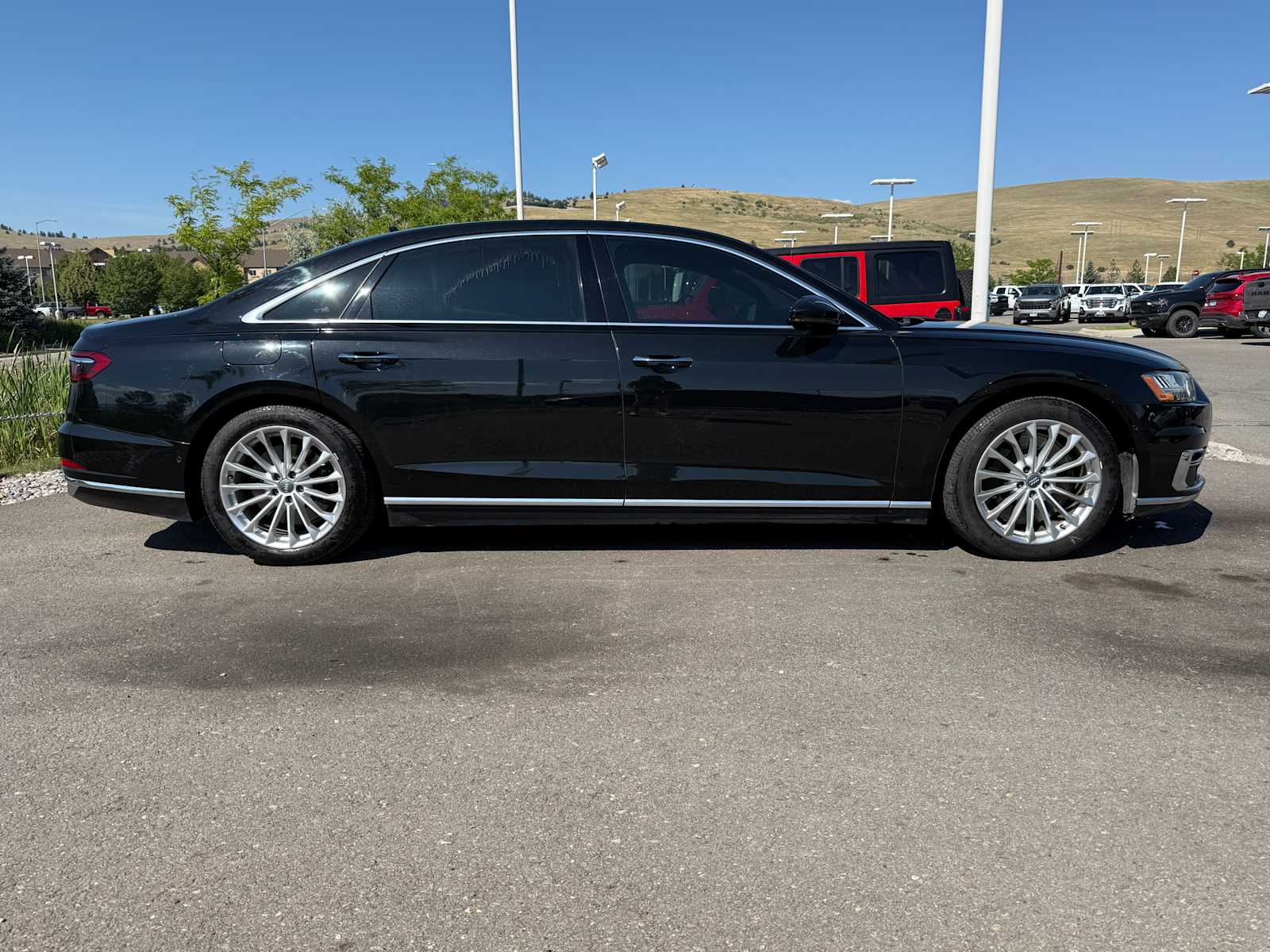 Thumbnail: 2020 Audi A8 - 7