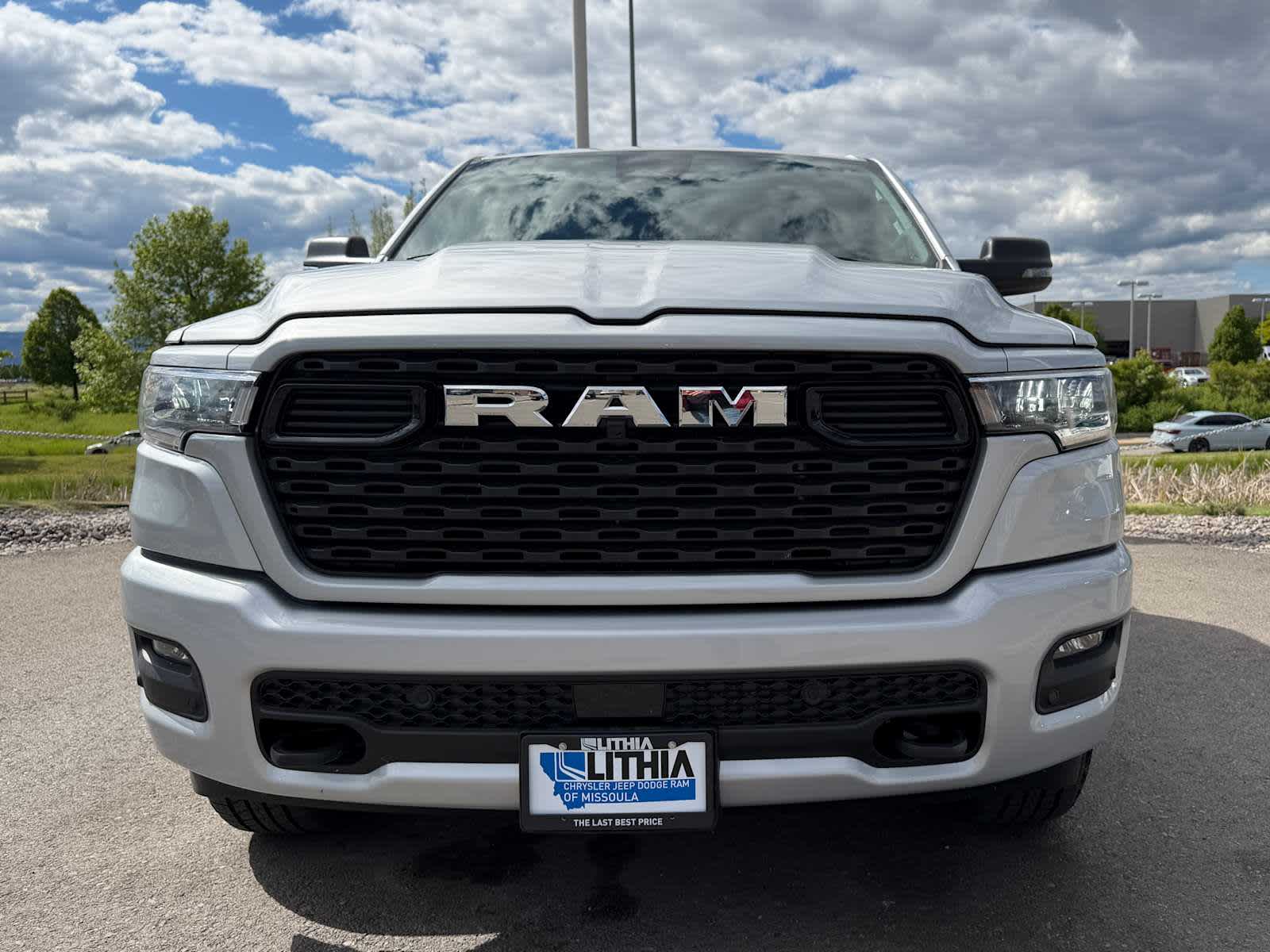 Thumbnail: 2026 RAM 1500 - 6