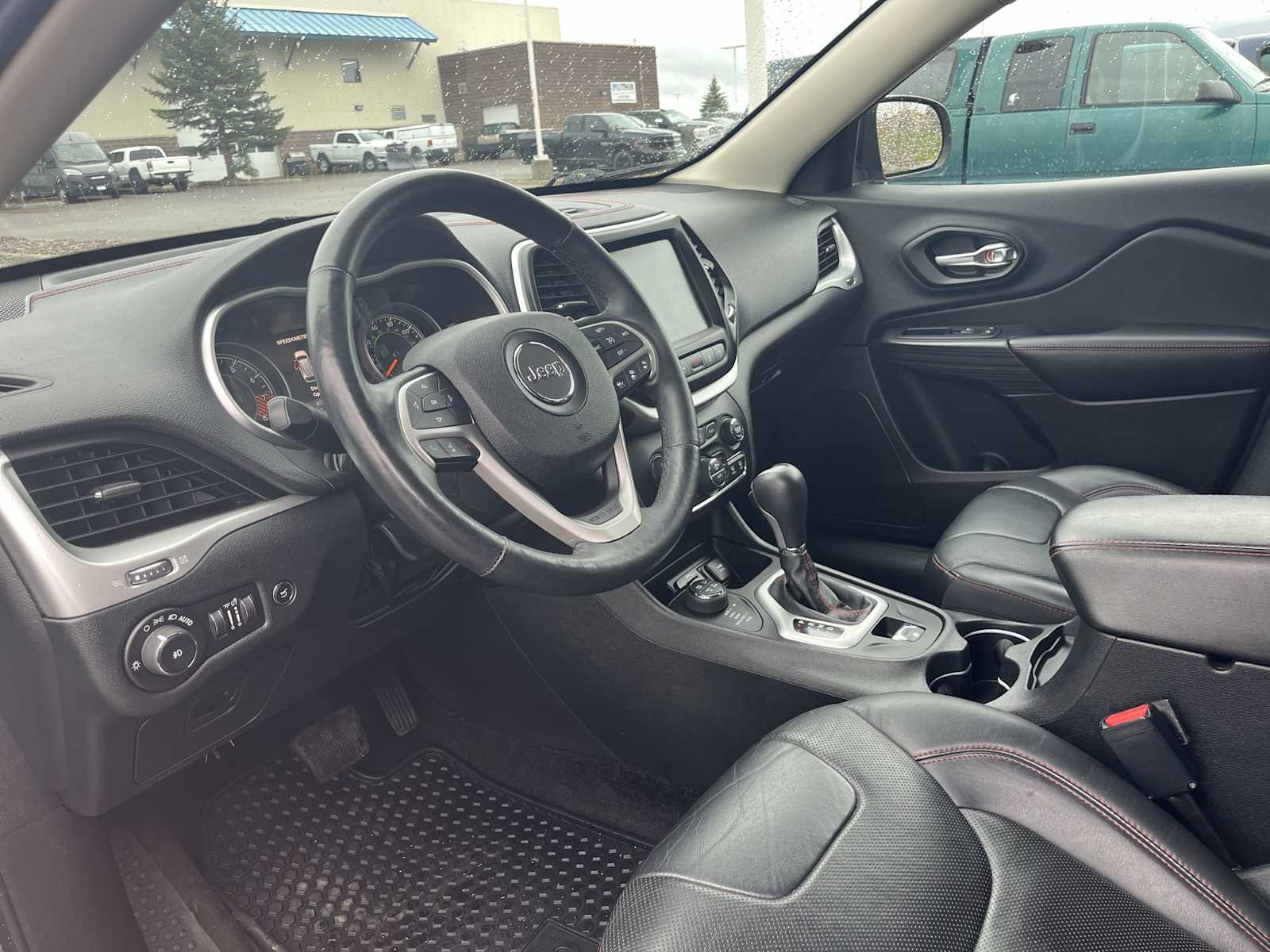 Thumbnail: 2015 Jeep Cherokee - 2