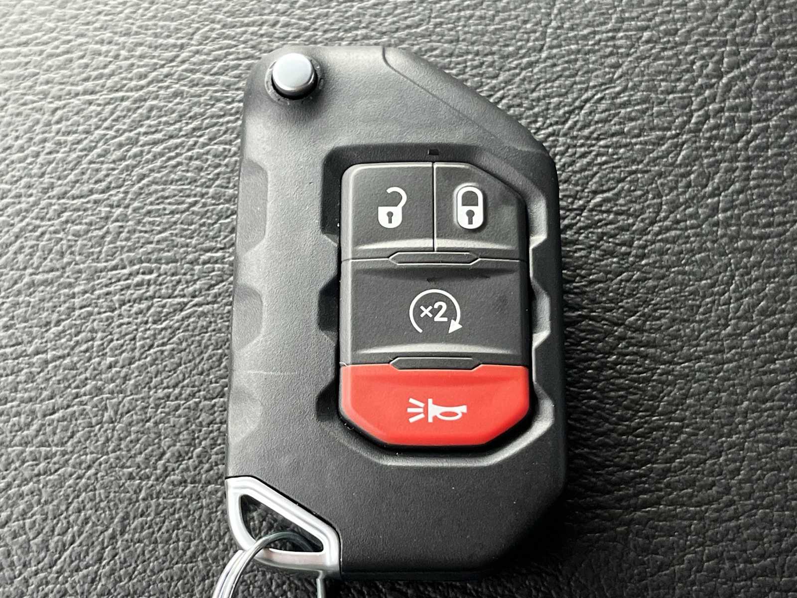 Thumbnail: 2026 Jeep Gladiator - 20