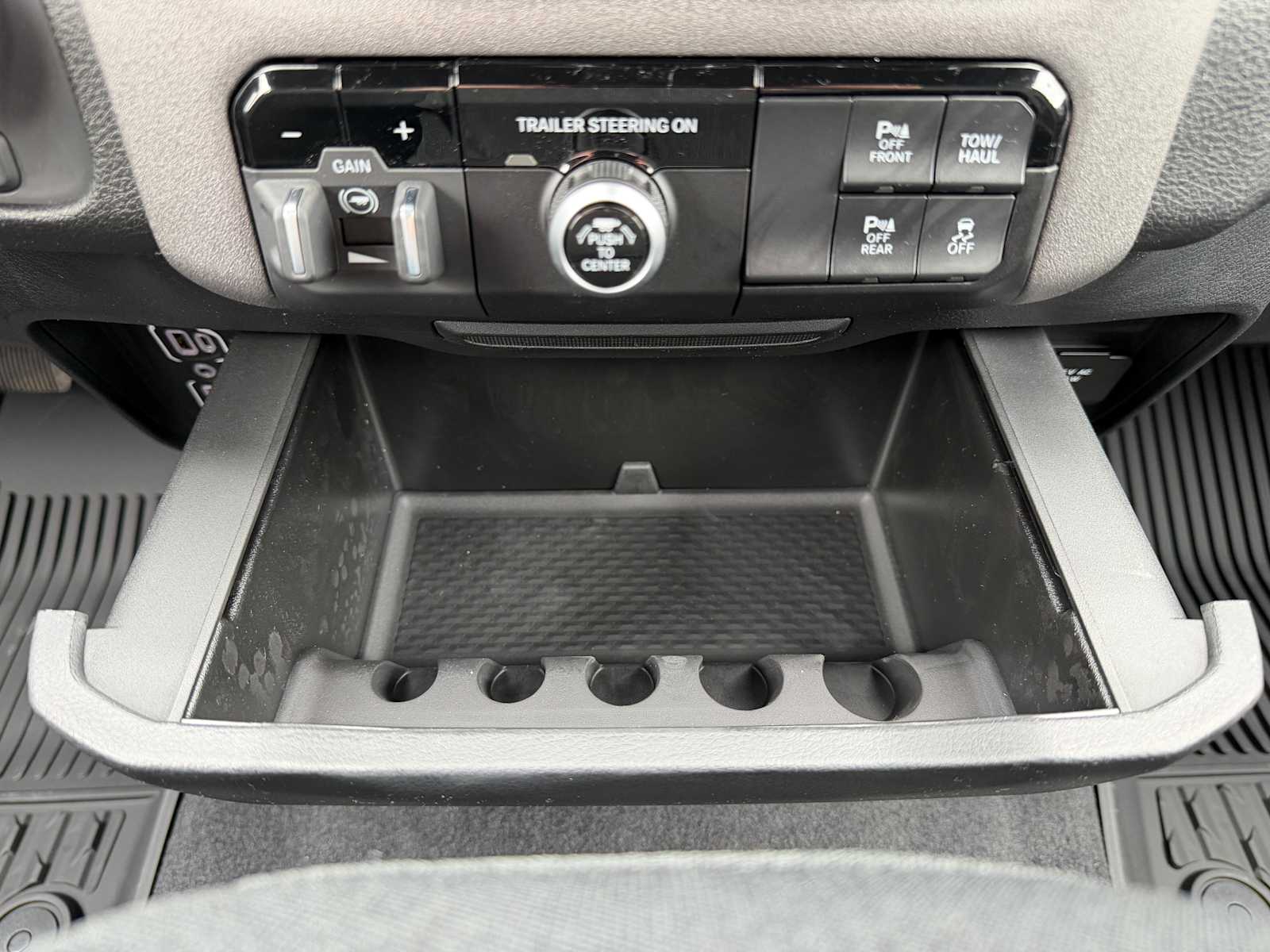 Thumbnail: 2026 RAM 1500 - 20
