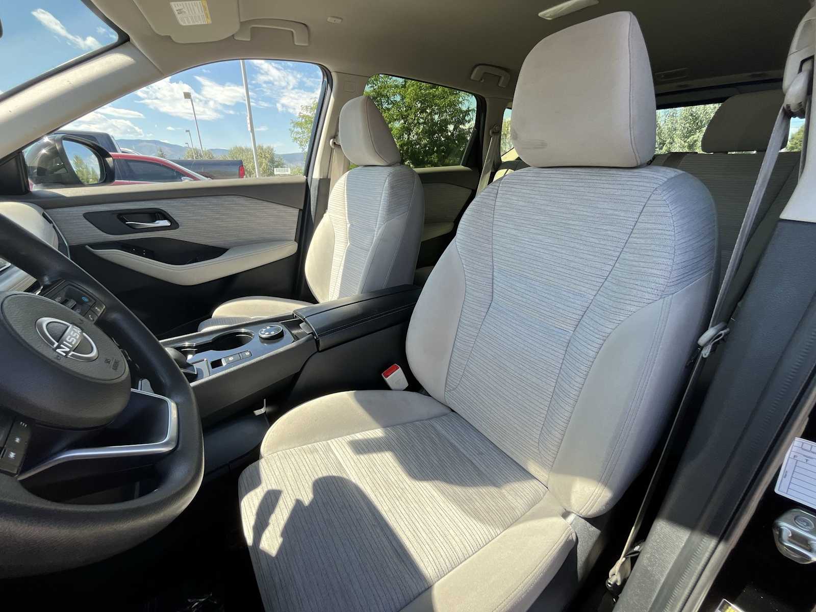 Thumbnail: 2023 Nissan Rogue - 11