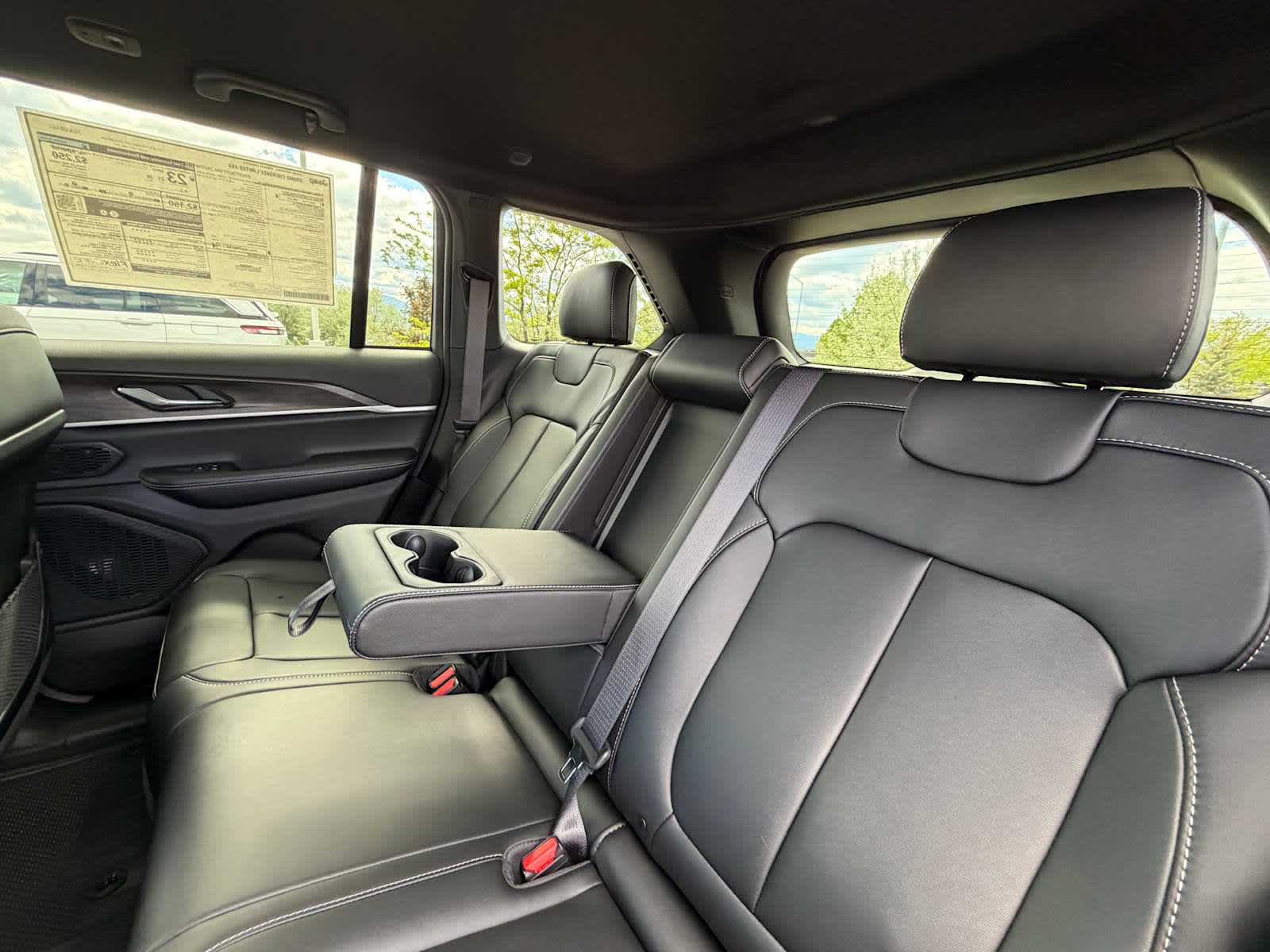 Thumbnail: 2026 Jeep Grand Cherokee - 33