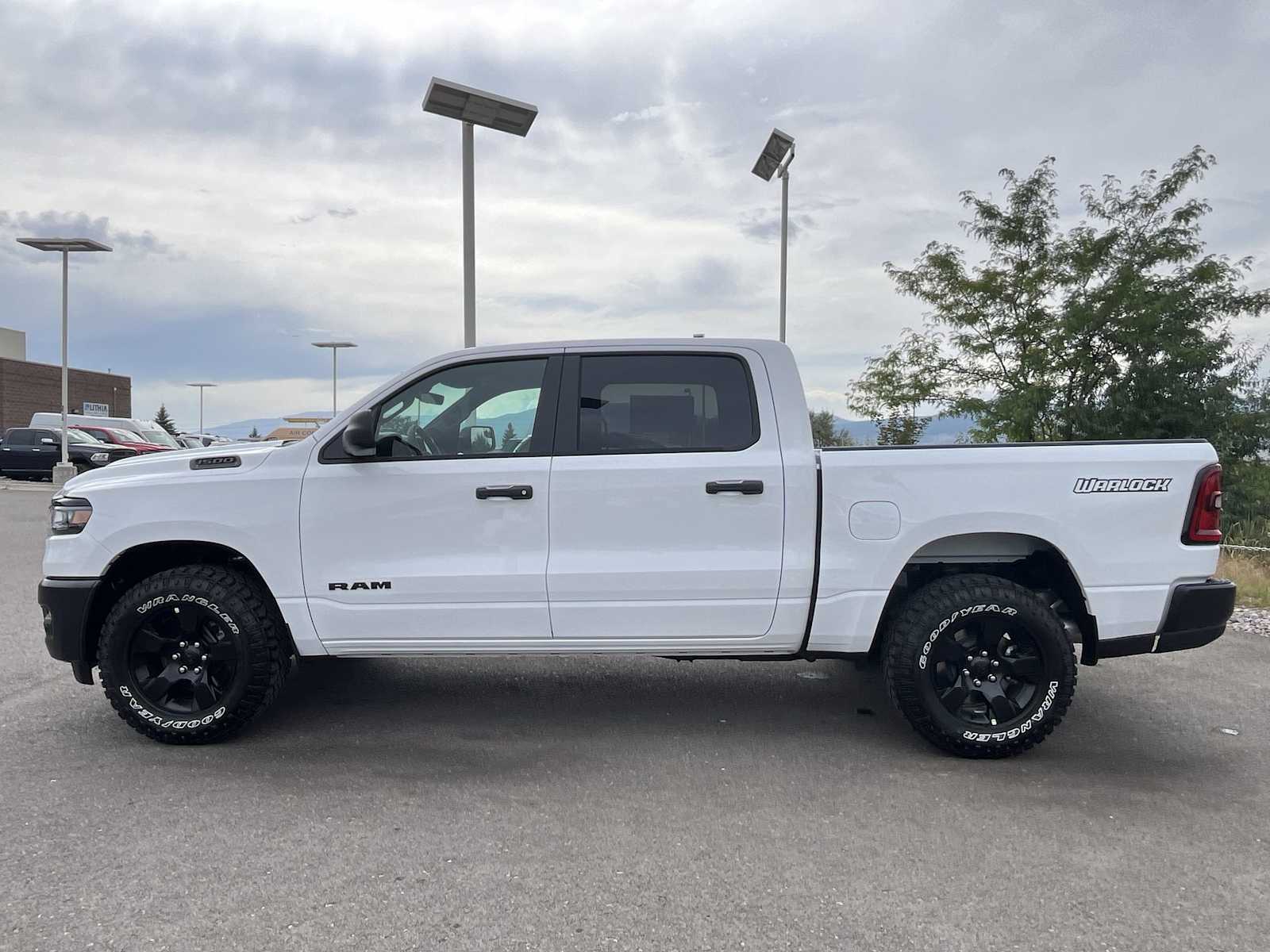 Thumbnail: 2026 RAM 1500 - 3