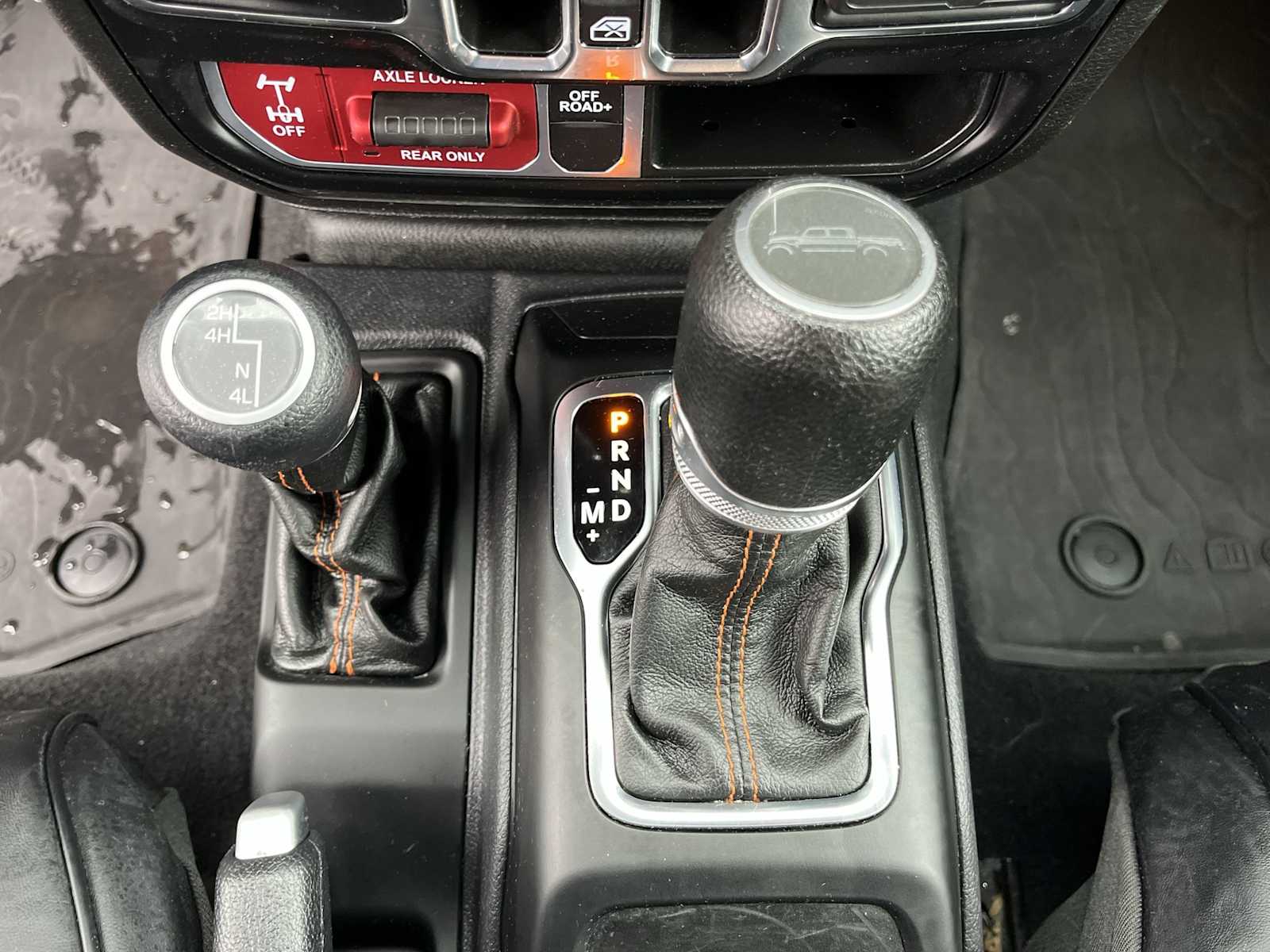 Thumbnail: 2022 Jeep Gladiator - 17