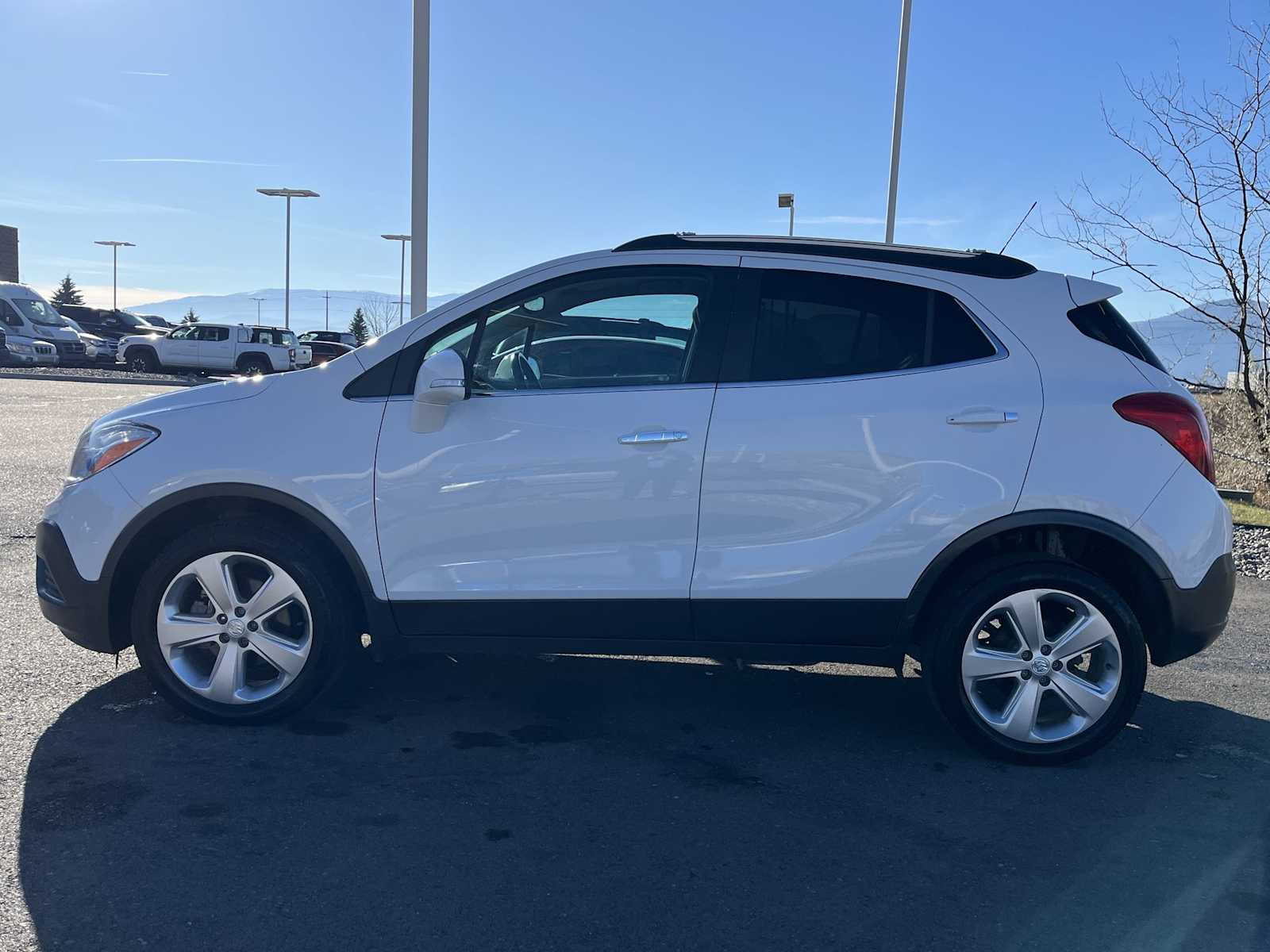 Thumbnail: 2016 Buick Encore - 3