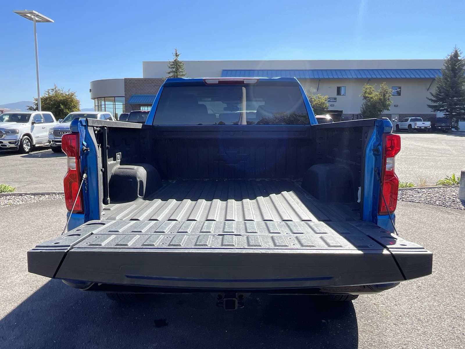 Thumbnail: 2023 Chevrolet Silverado 1500 - 19