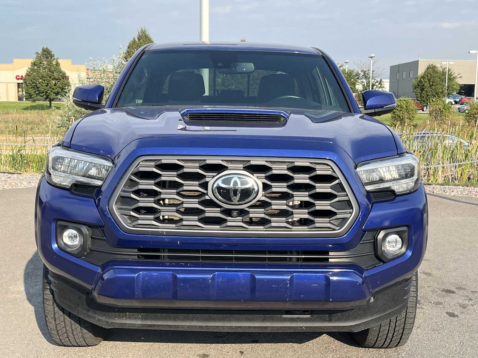 Thumbnail: 2023 Toyota Tacoma - 6