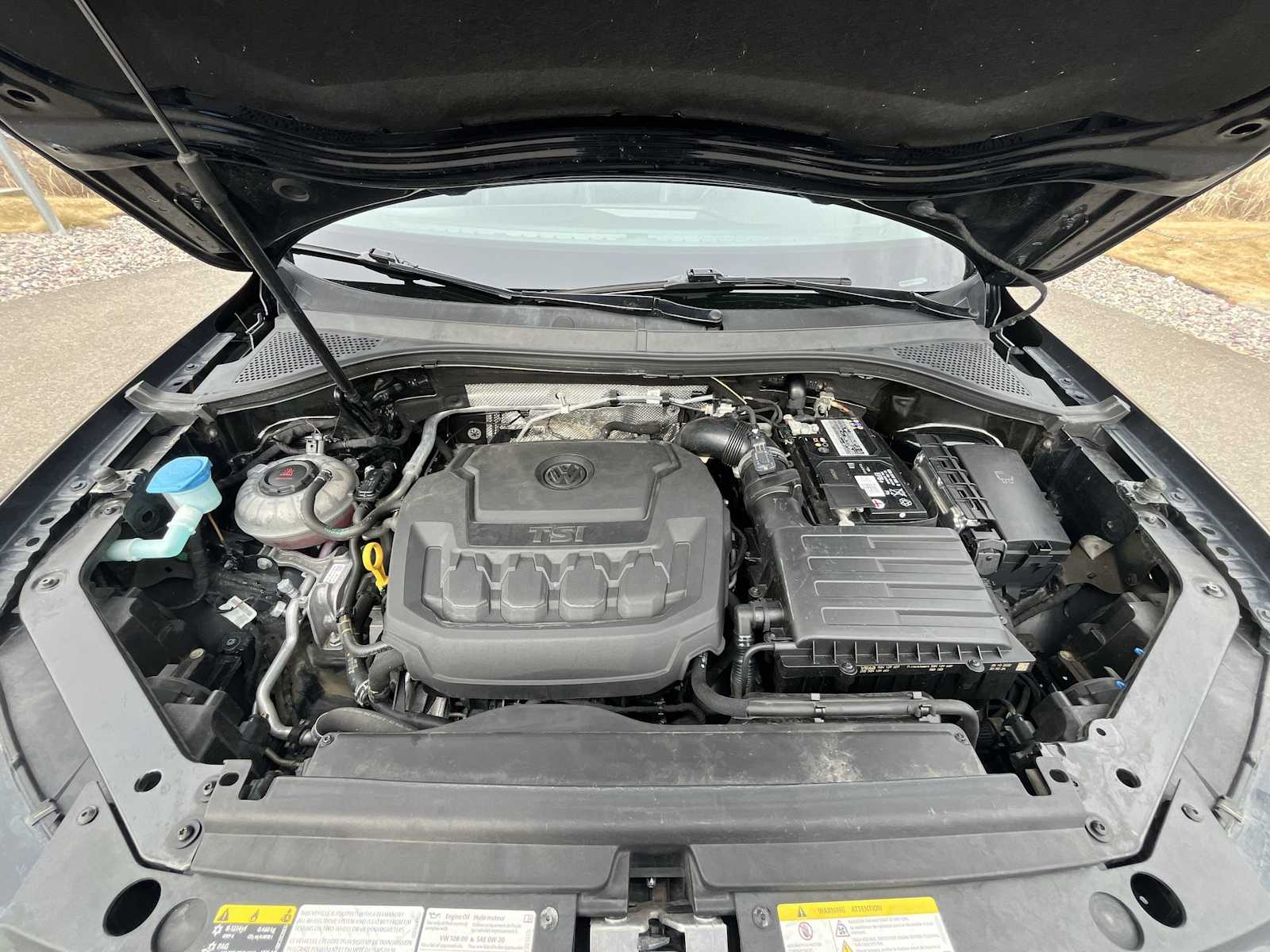 Thumbnail: 2021 Volkswagen Tiguan - 9