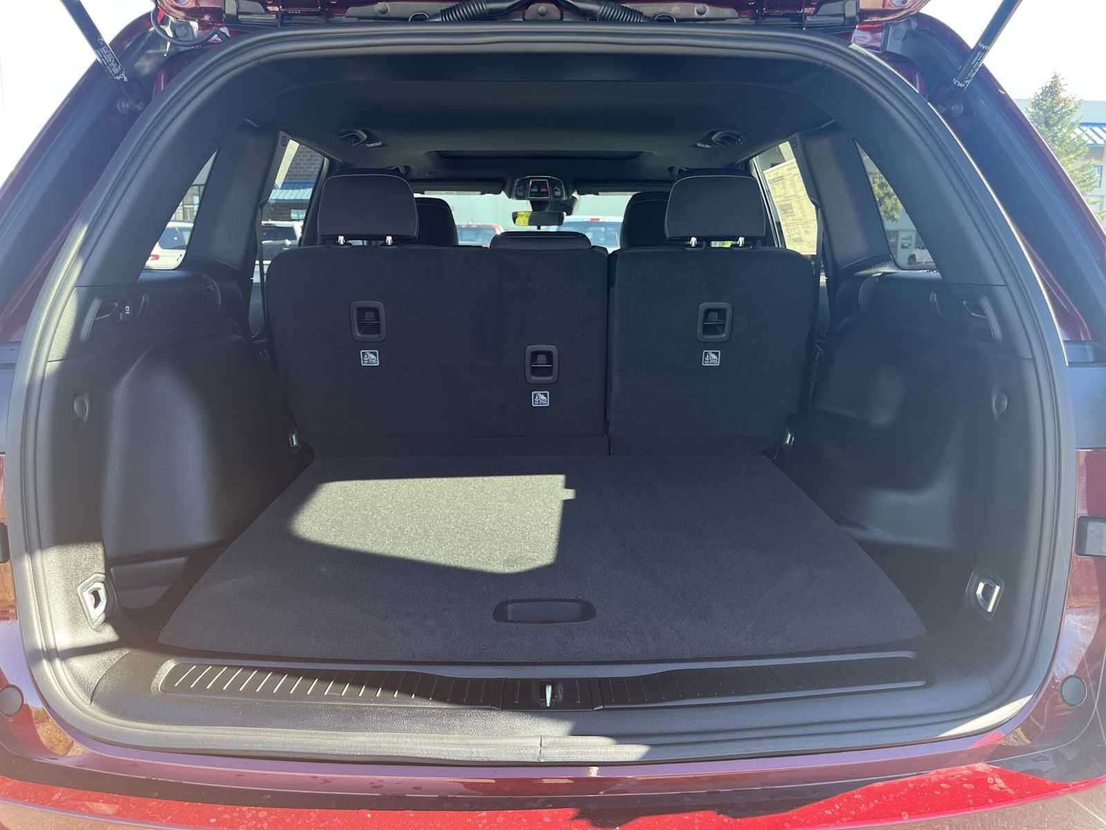 Thumbnail: 2025 Jeep Grand Cherokee - 19