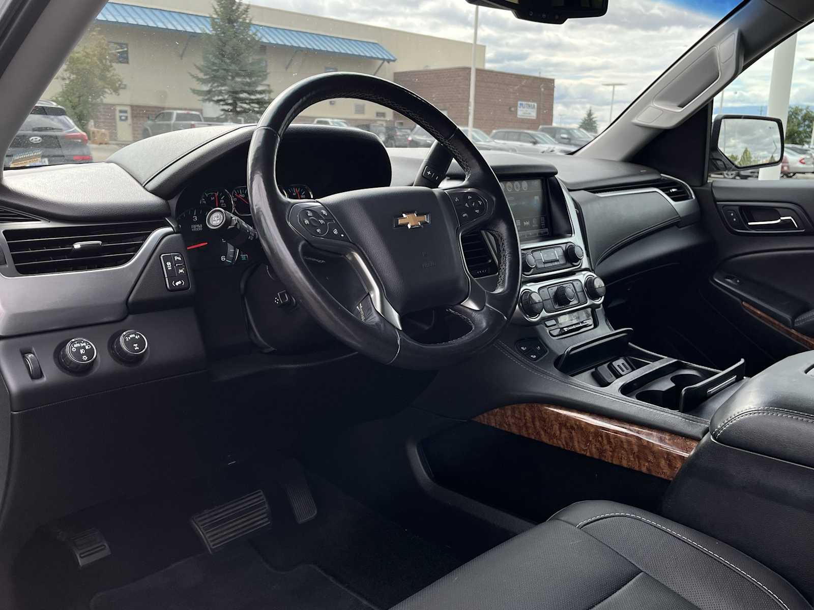 Used 2018 Chevrolet Tahoe Premier with VIN 1GNSKCKC2JR171395 for sale in Missoula, MT