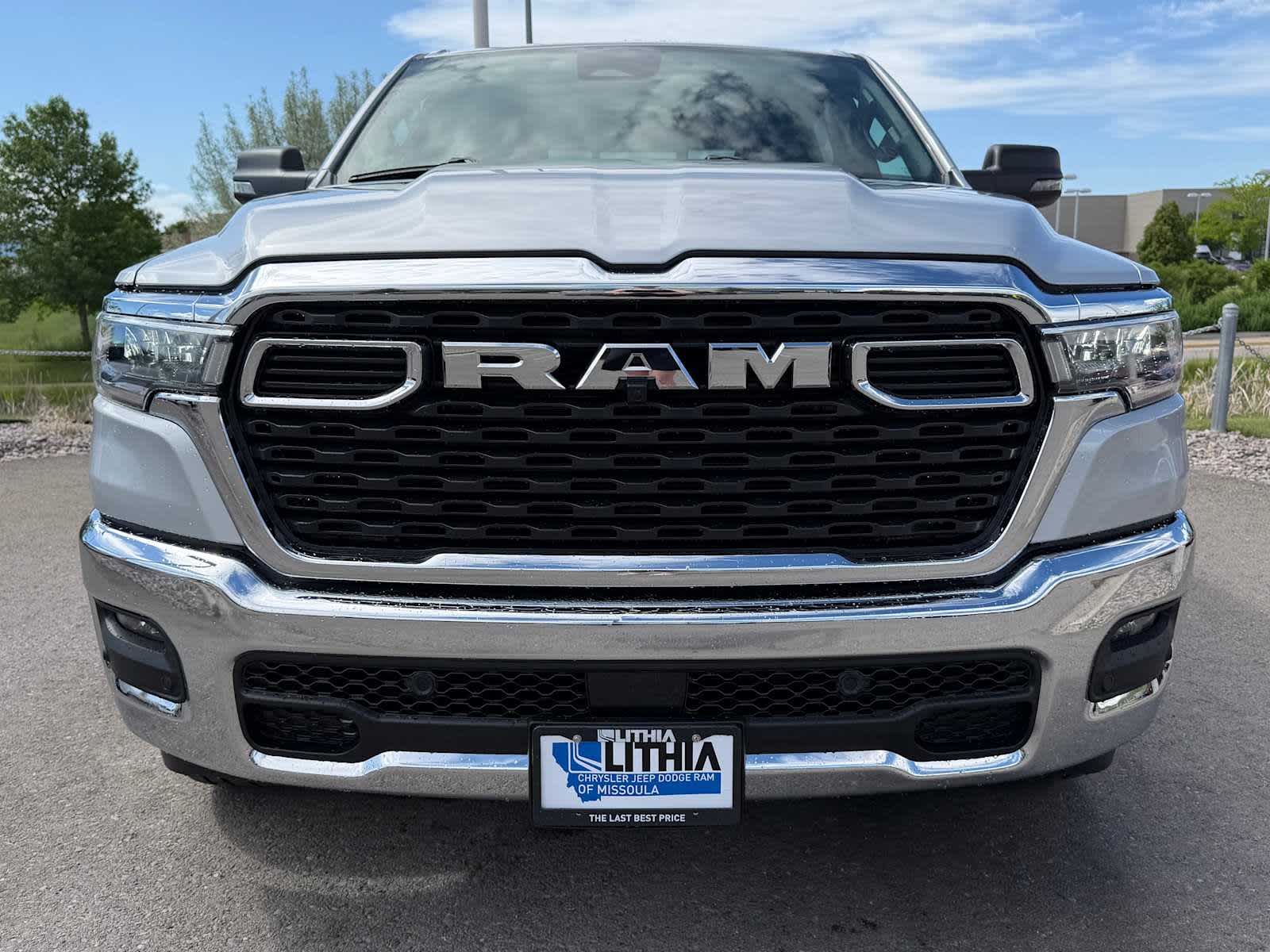 Thumbnail: 2026 RAM 1500 - 3