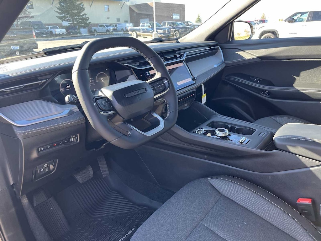 New 2026 Jeep Cherokee LAREDO 4X4 Sport Utility