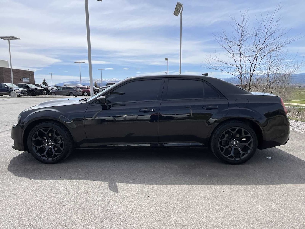 Used 2019 Chrysler 300 Touring Sedan