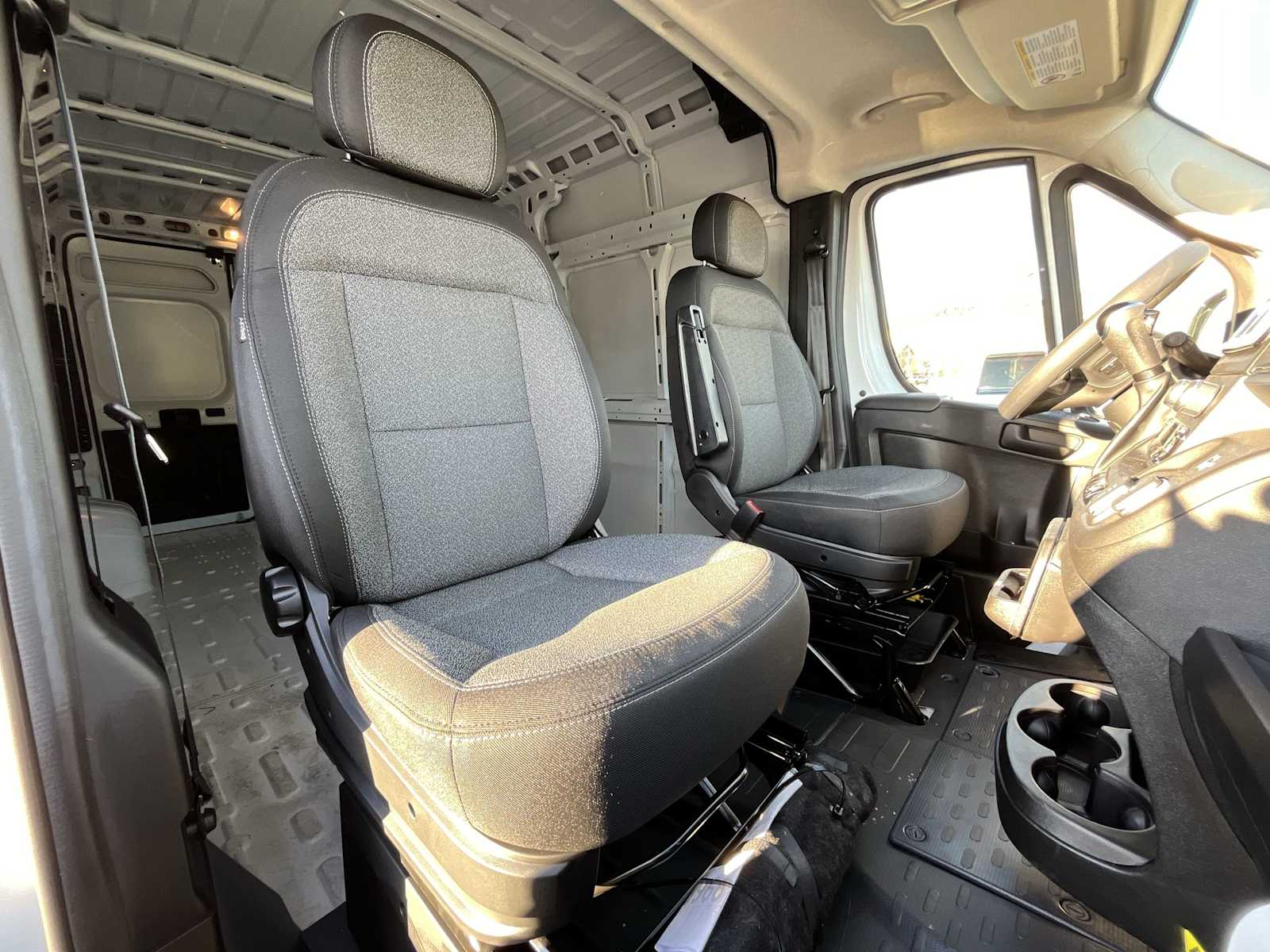 2025 RAM ProMaster 3500 14