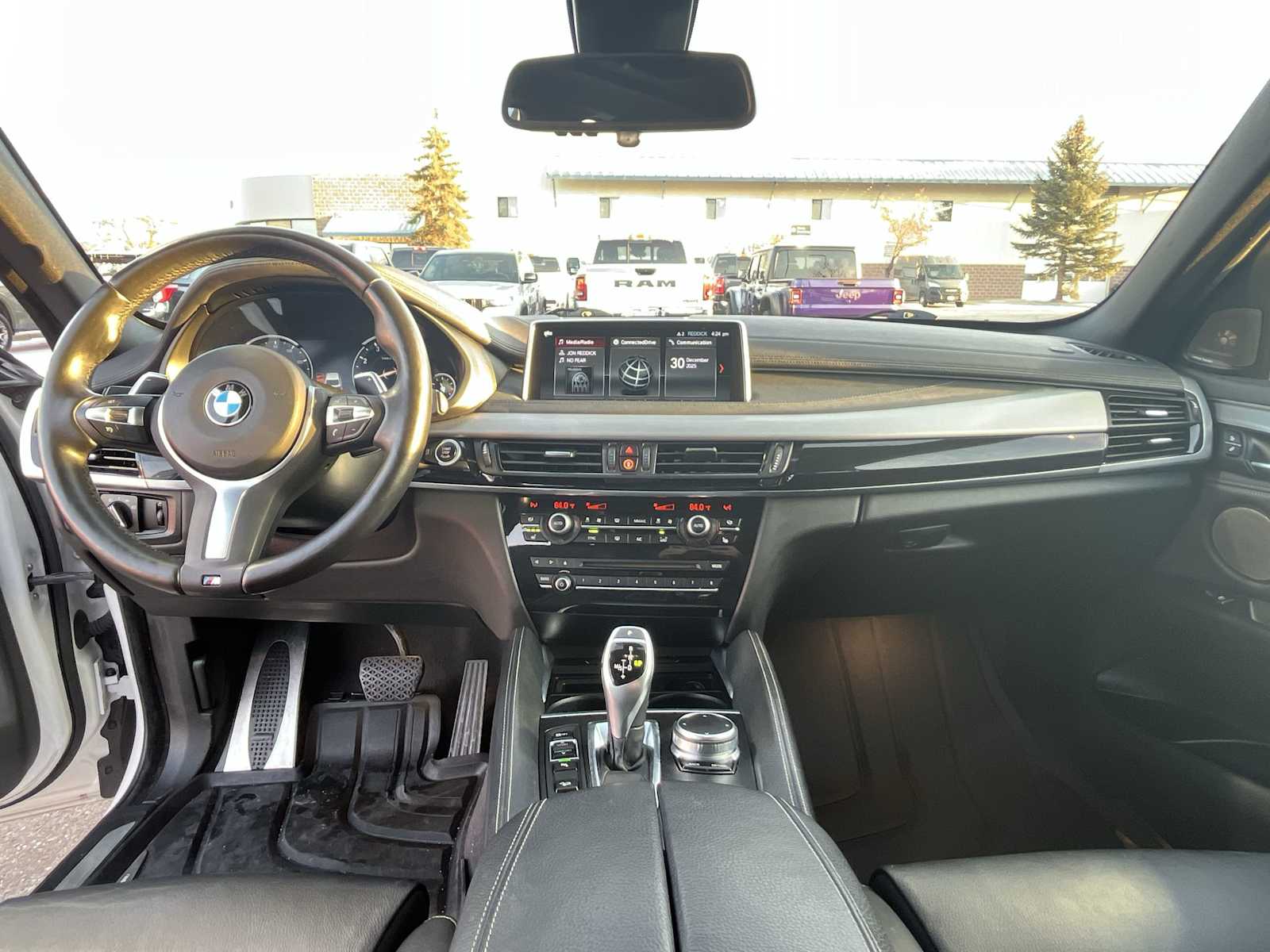 Thumbnail: 2018 BMW X6 - 10