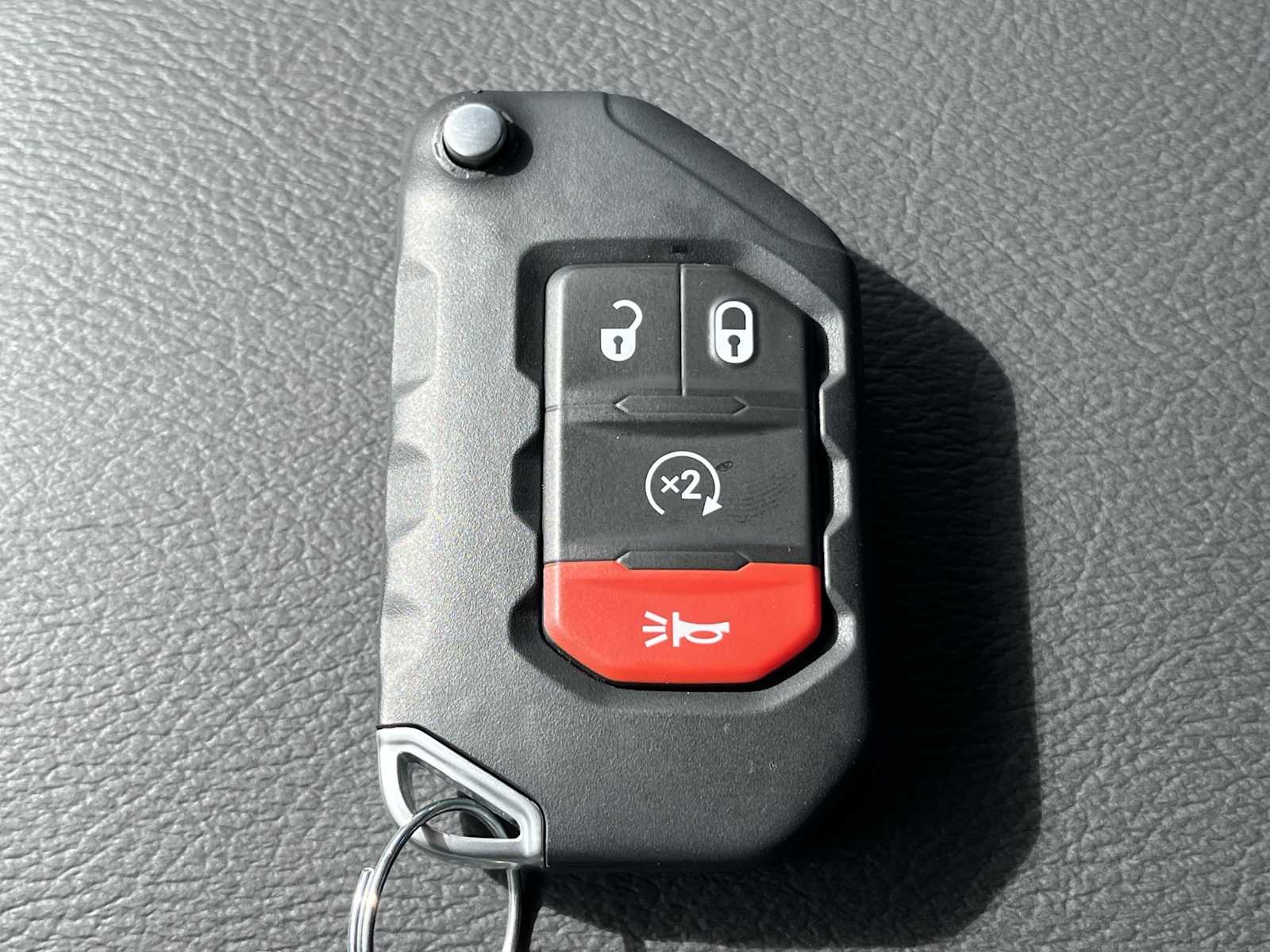 Thumbnail: 2025 Jeep Gladiator - 20